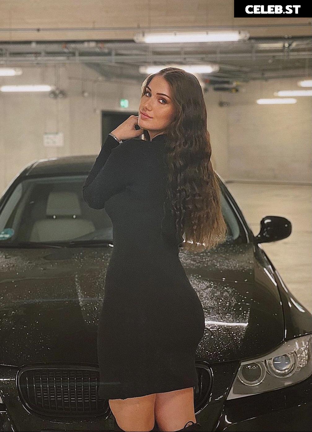 Fayesxh Image 11889180