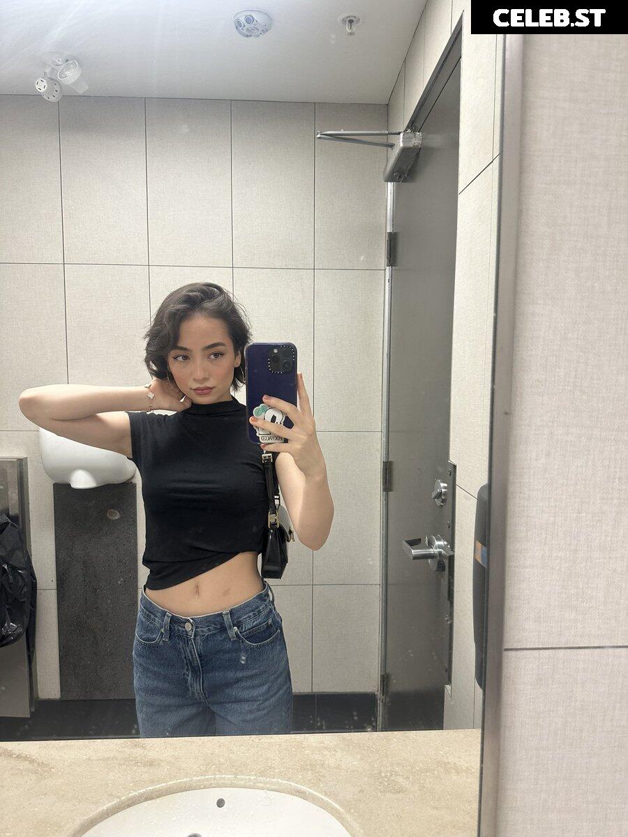 Sakura Shymko / sakurashymko Image 11889348