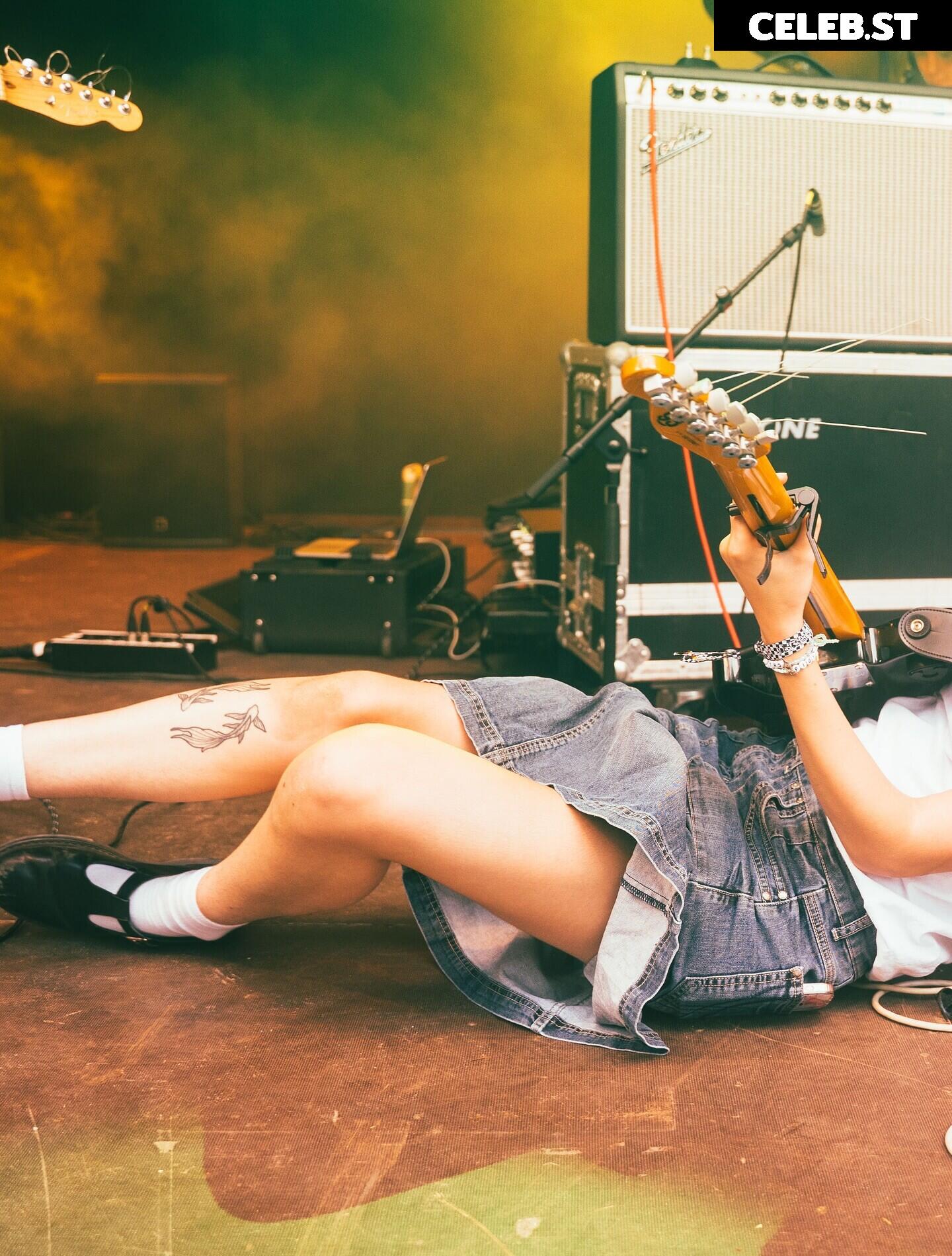 Chloe Slater - Indie Musician Image 11726211