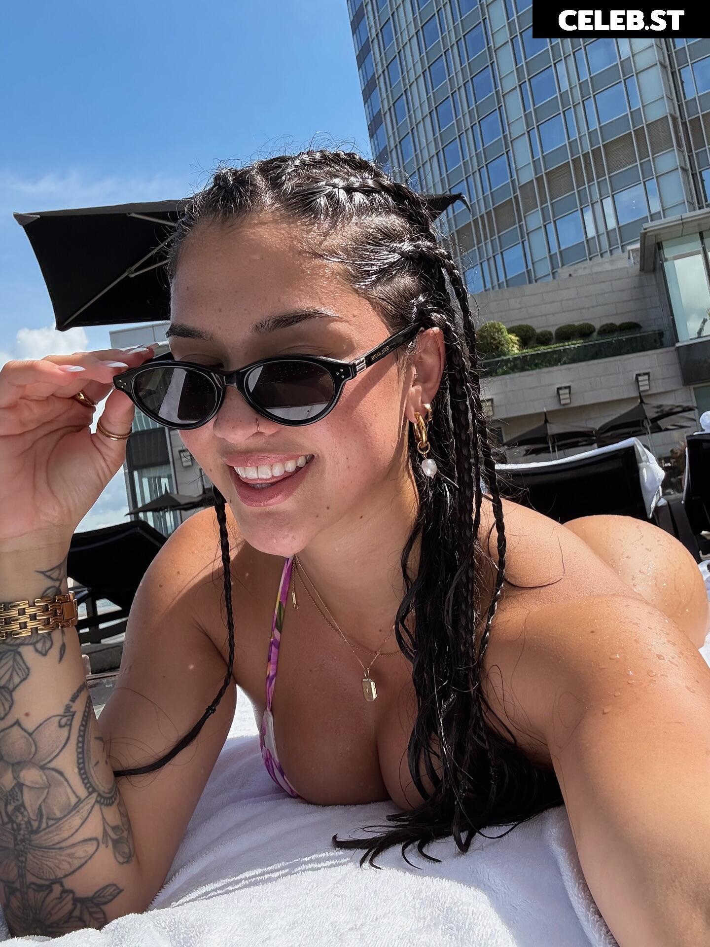 _izzyflannery_ Image 11558158