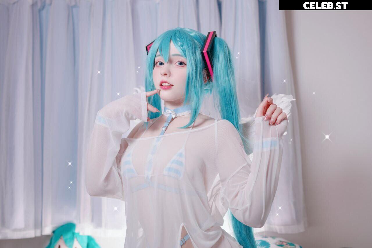 Saya Scarlet Image 11555626