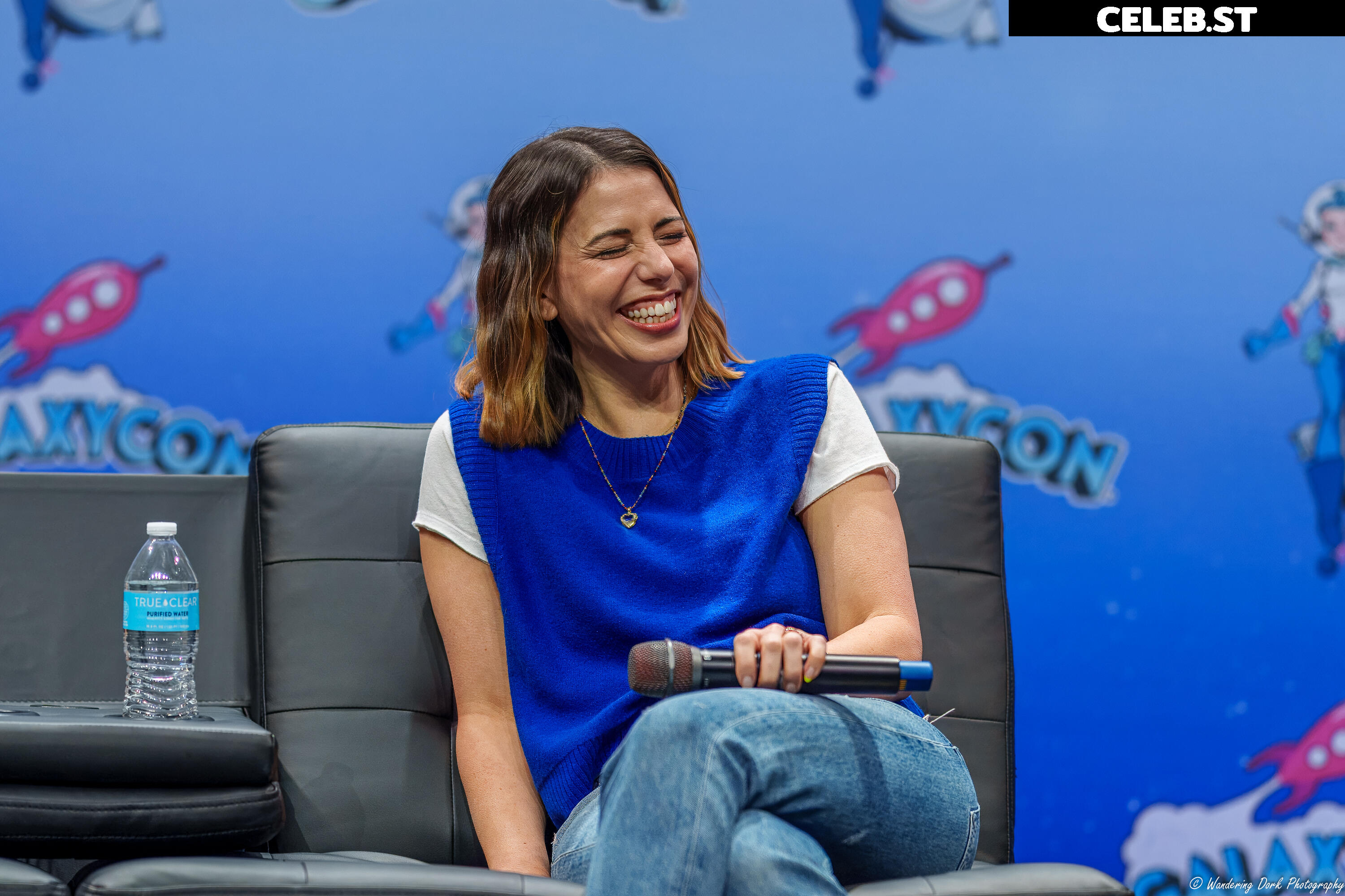 Laura Bailey Image 11555121