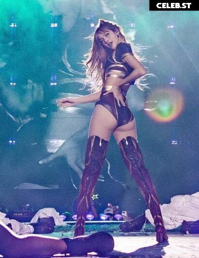 Lisa | BLΛƆKPIИK (Blackpink) Image 11555277