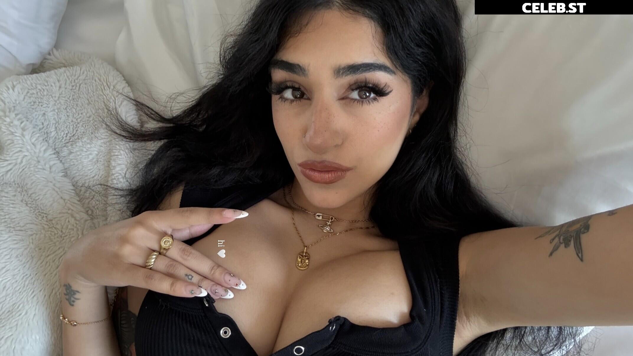 Saira Rose / sairaspooks Image 11554129