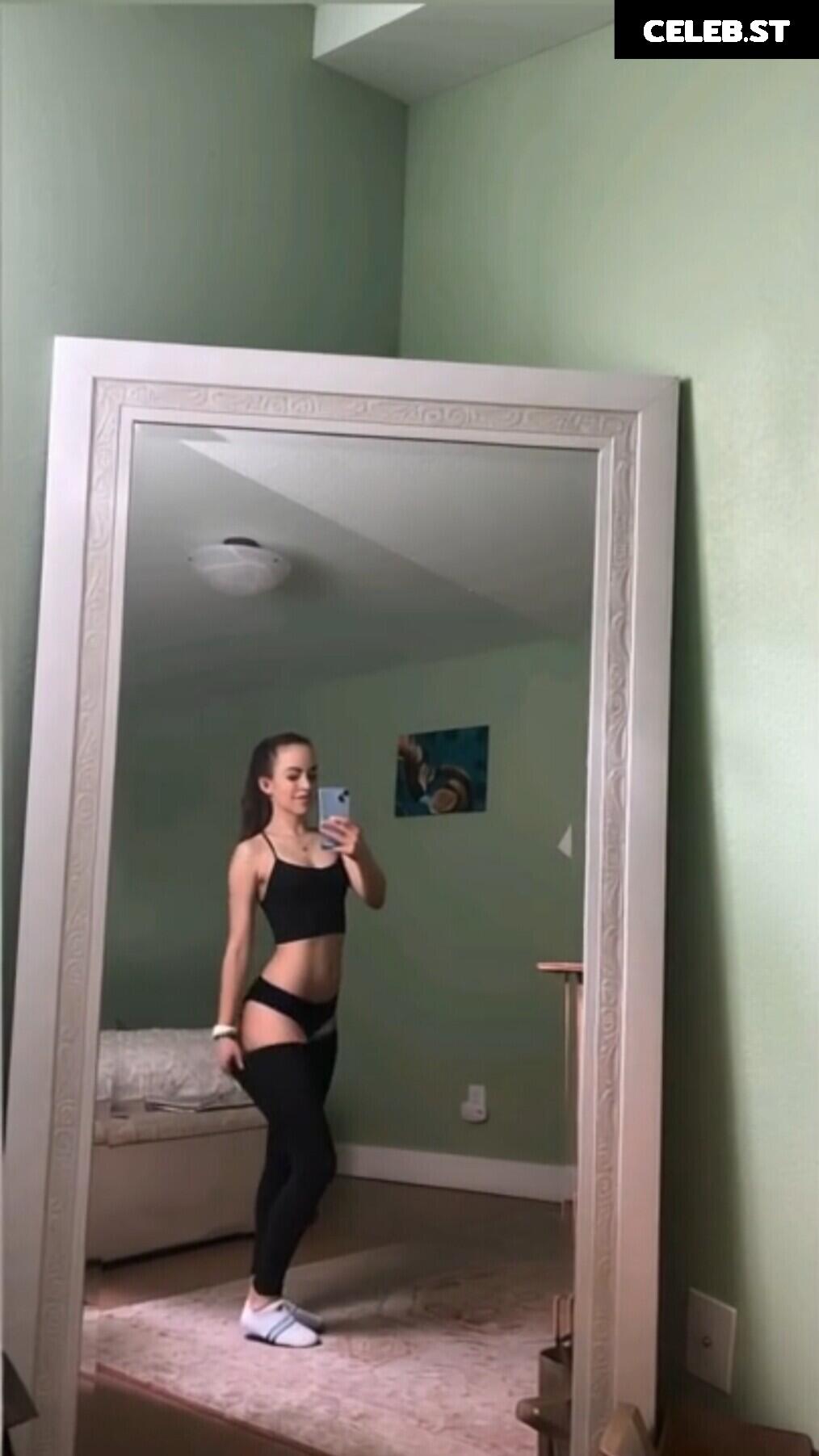 Andrea Gutiérrez (Andreagtzro) Mexican Influencer Image 11554359