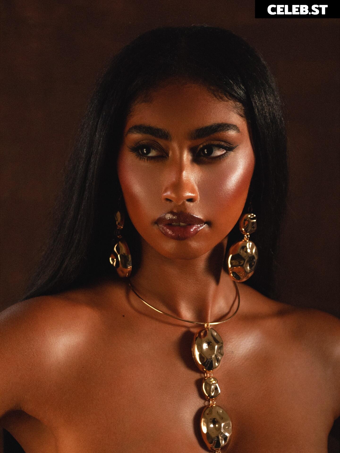 Jasmine Chola | Jasmine Blandford Image 11553685