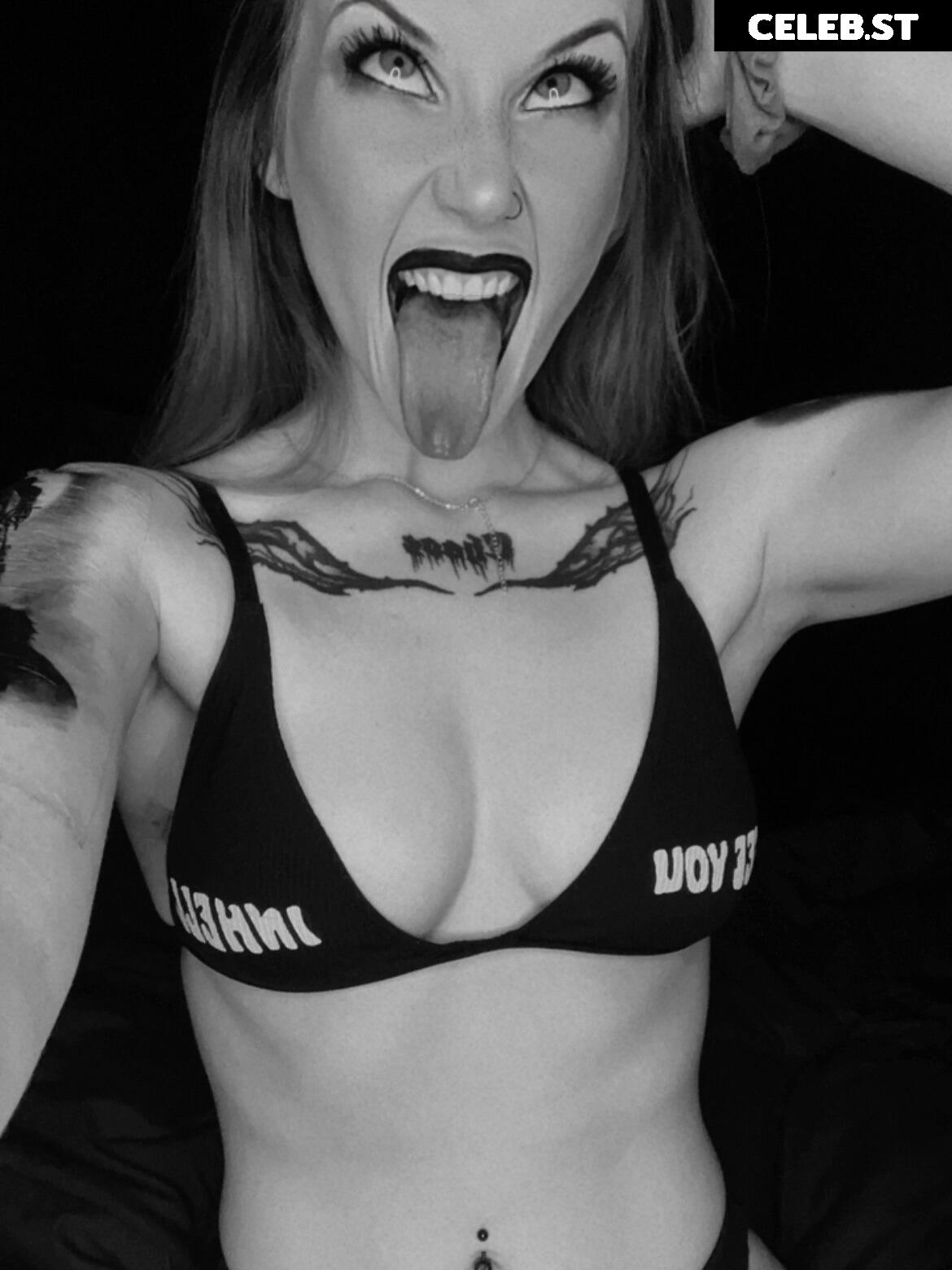 Carrie Cannie / carrie_cannie Image 11553616
