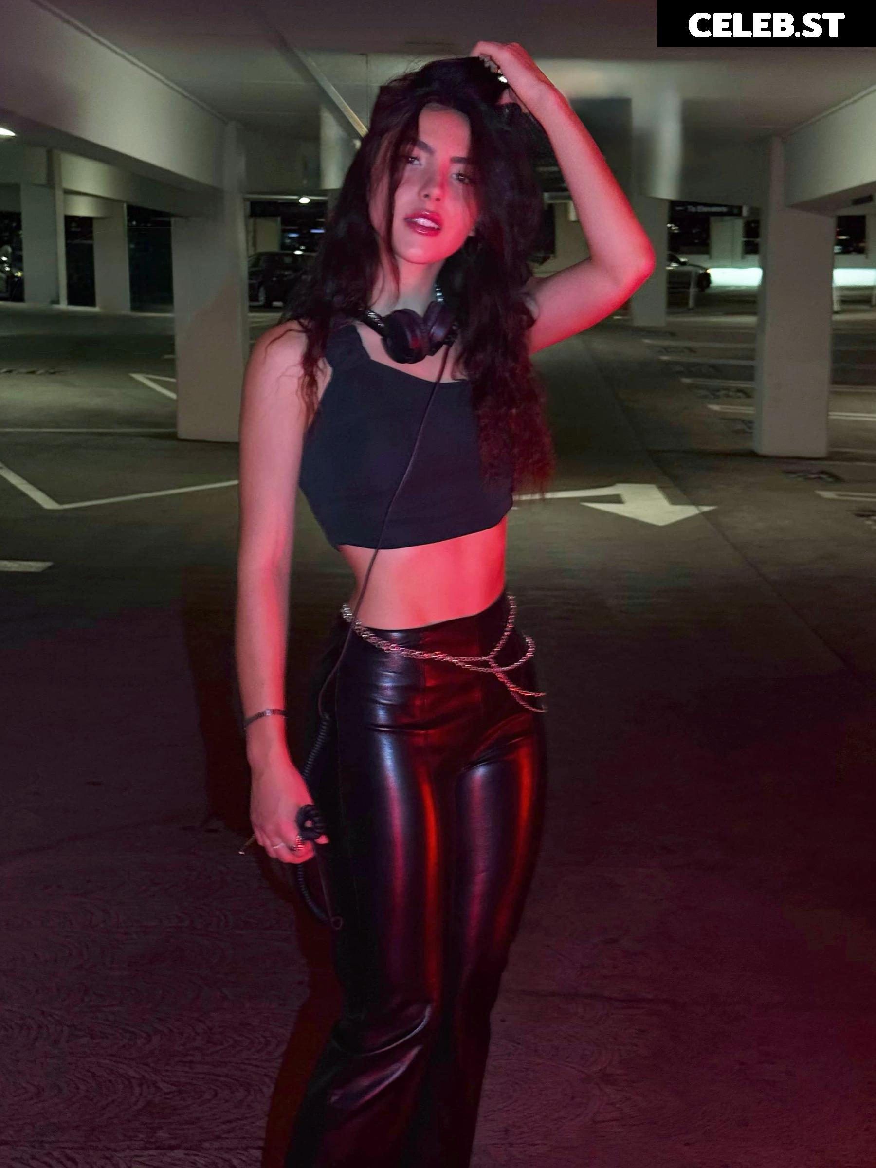 Andrea Botez (leaks = ban) Image 11510928