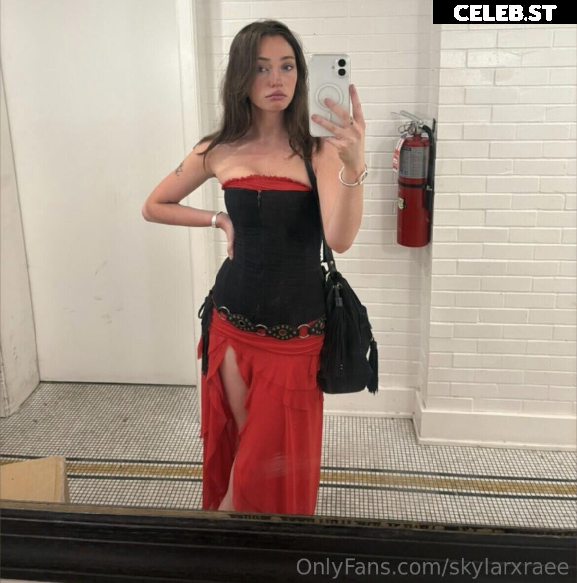 Lacy Lotus - Skylarxrae Image 11533799