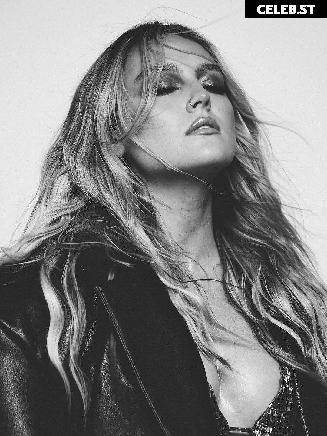 Perrie Edwards Image 11532822