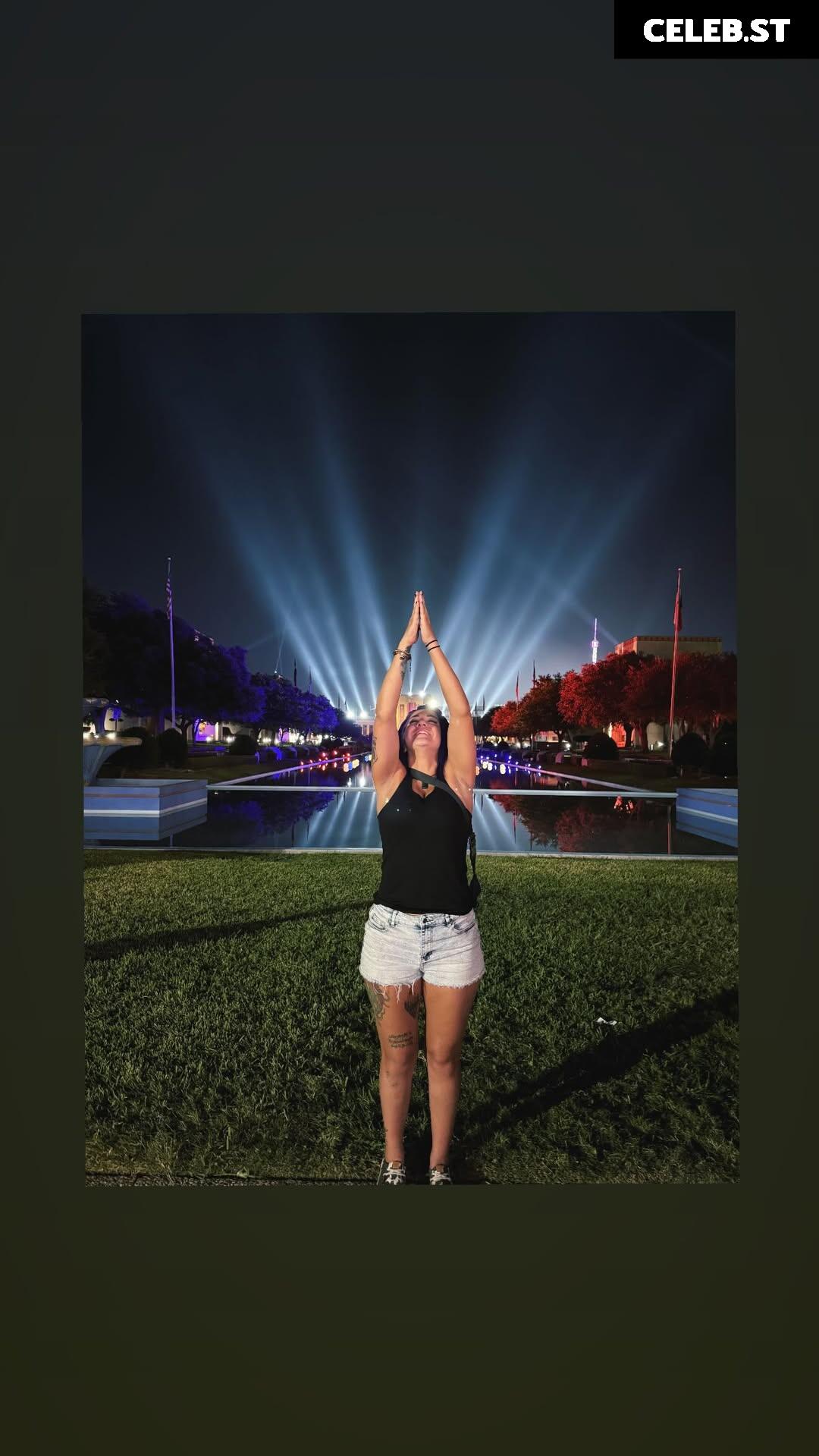 WWE Bayley / Davina Rose / Pamela Rose Martinez Image 11532636