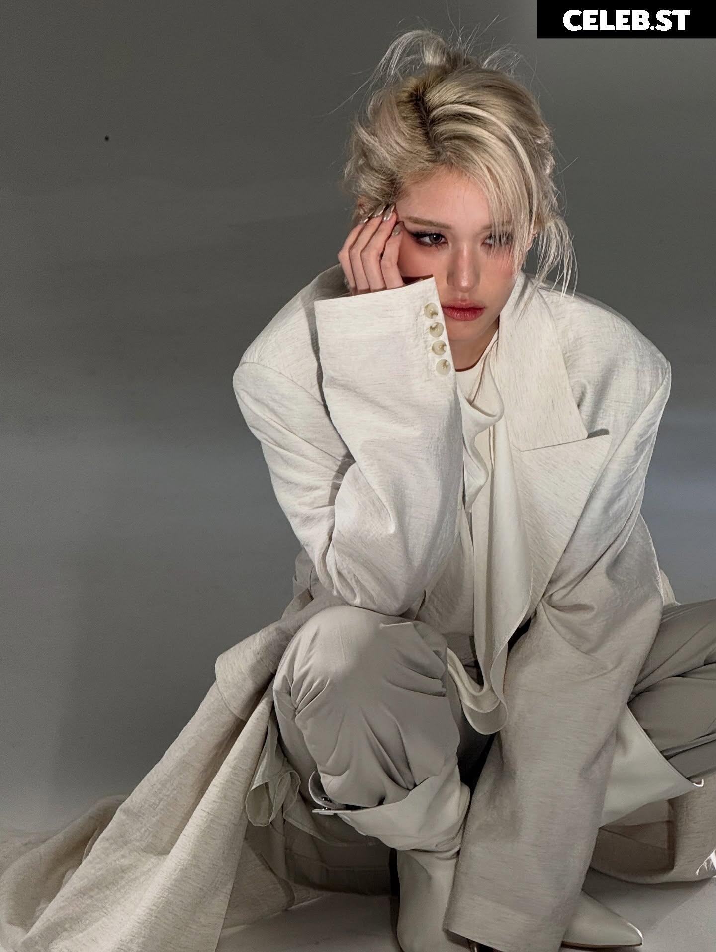 Jeon Somi/ENNIK SOMI Image 11532666