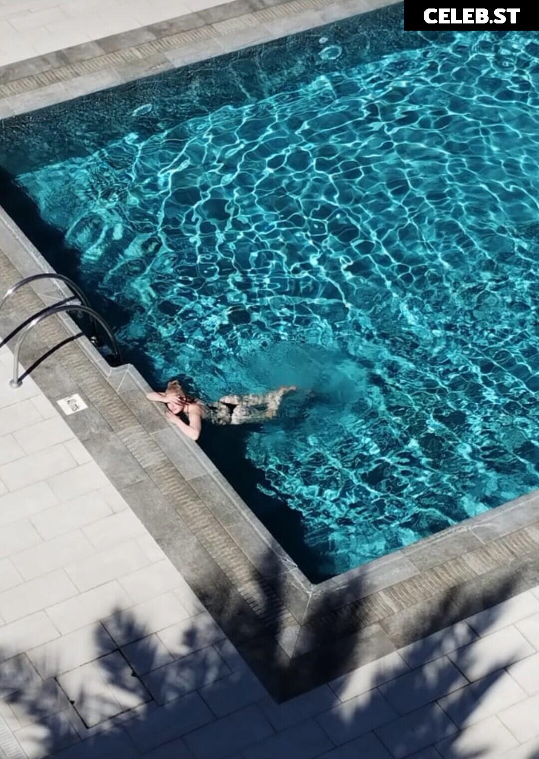 sky_stn_ / Nelee Image 11505290