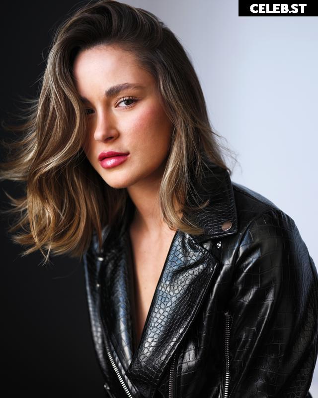 Claudia Dargis Image 11500879