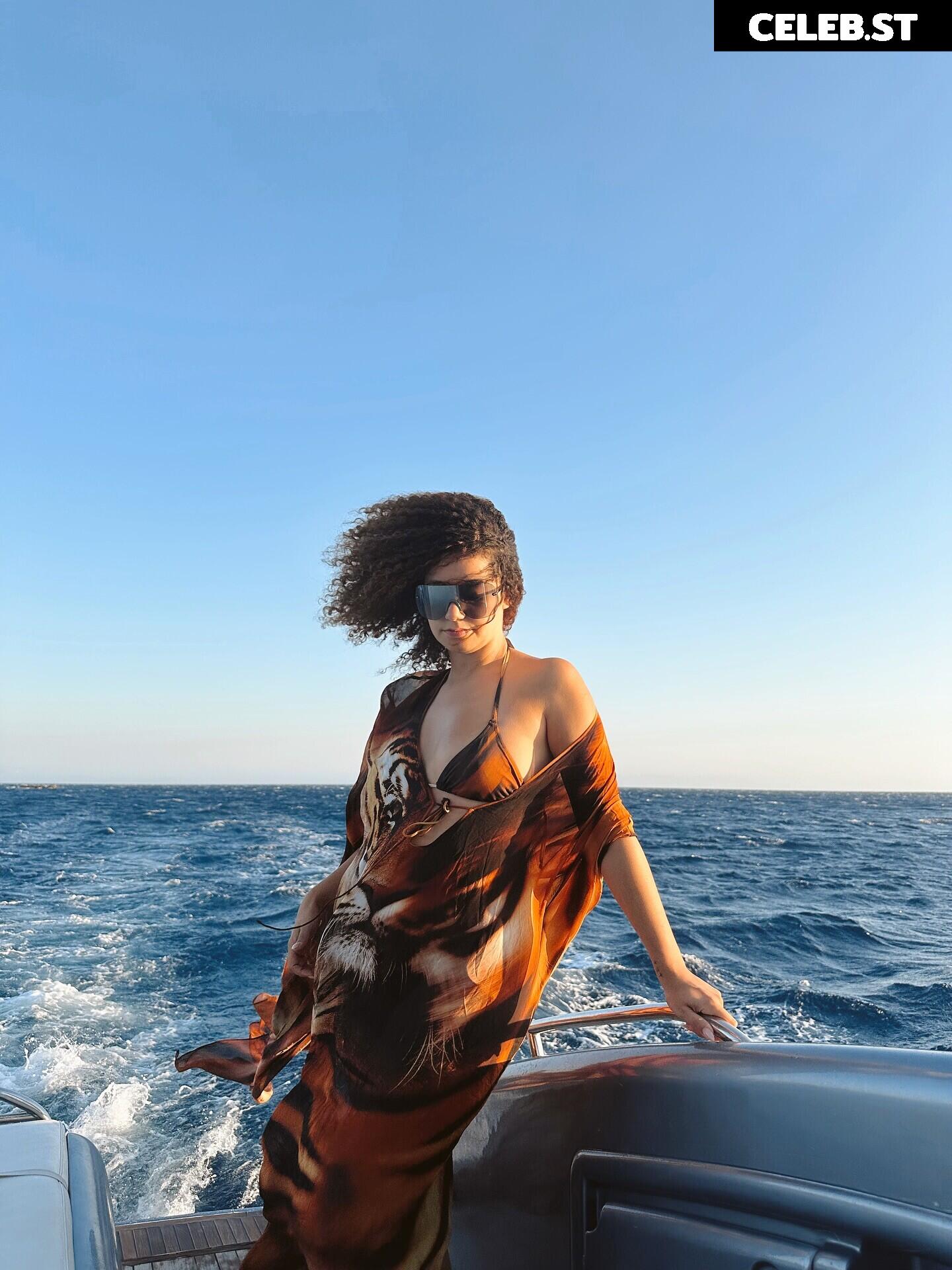 Lena Situations / Lena Mahfouf Image 11500092