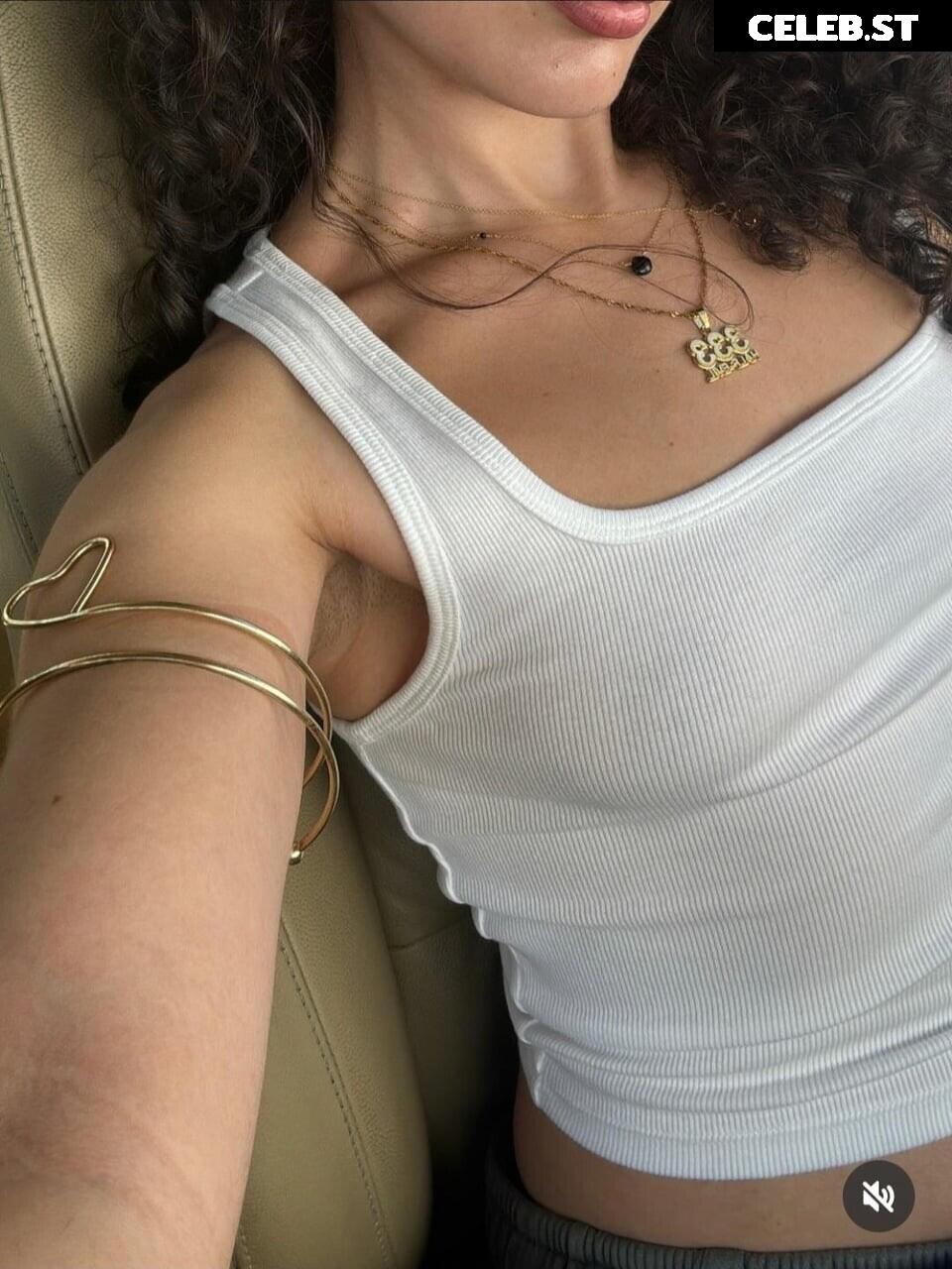 jezabzllz Image 11594236