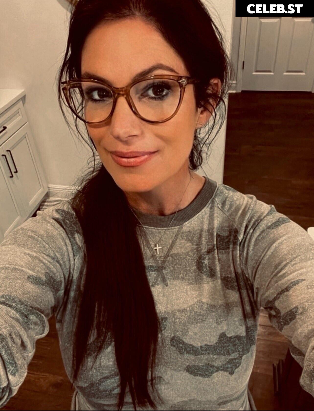 Samantha Moore / Samantha_SN1 Image 11593993