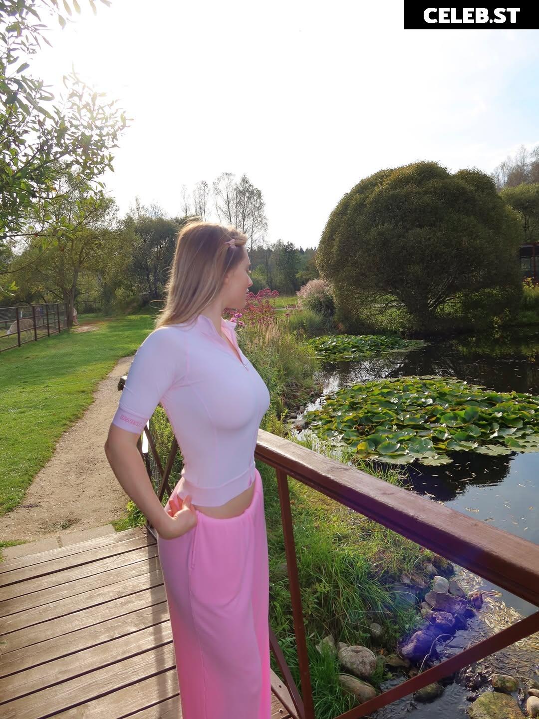 Blondinka Drive Angelina Image 11593311