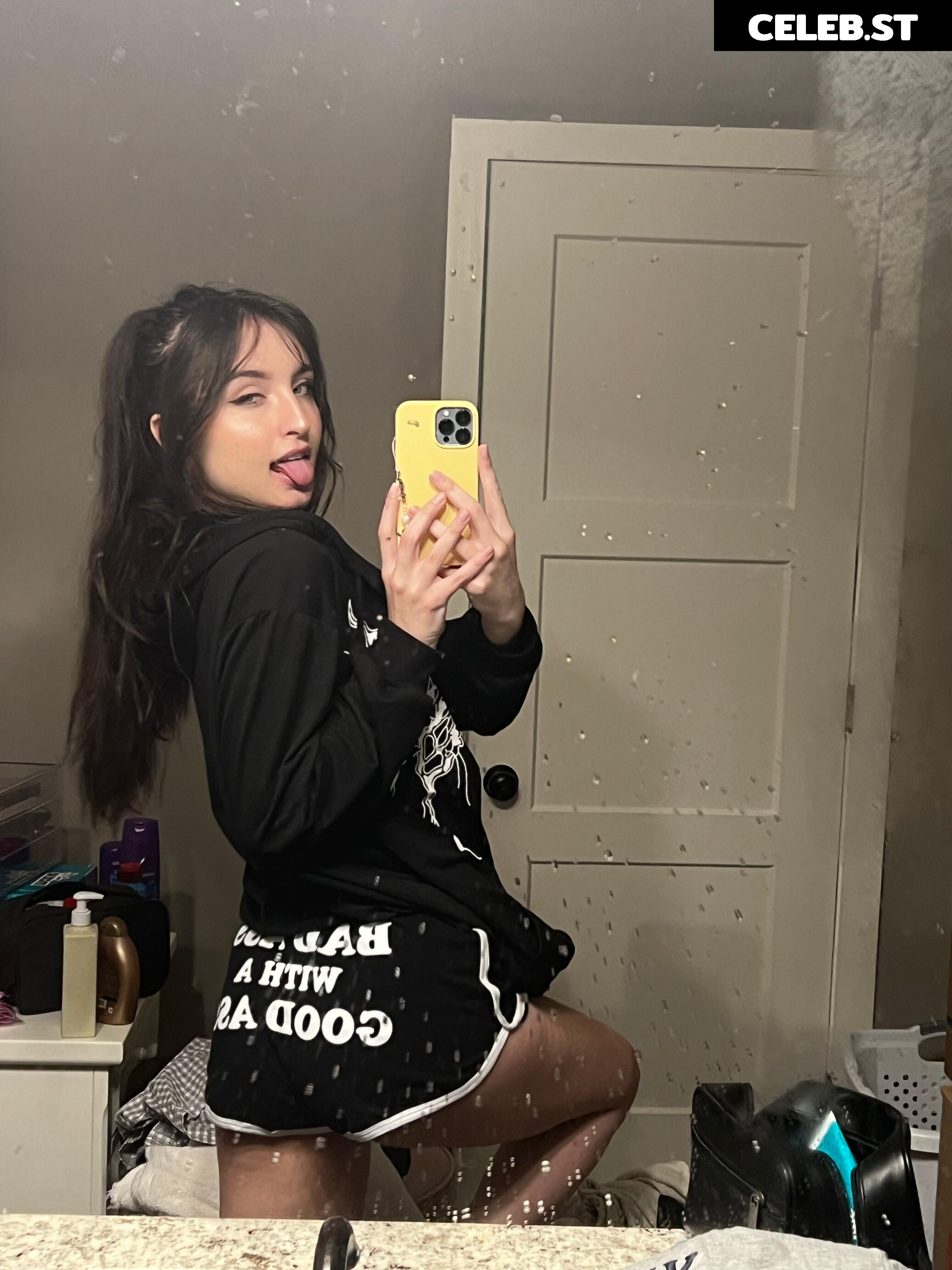 beebee ASMR Image 11599711
