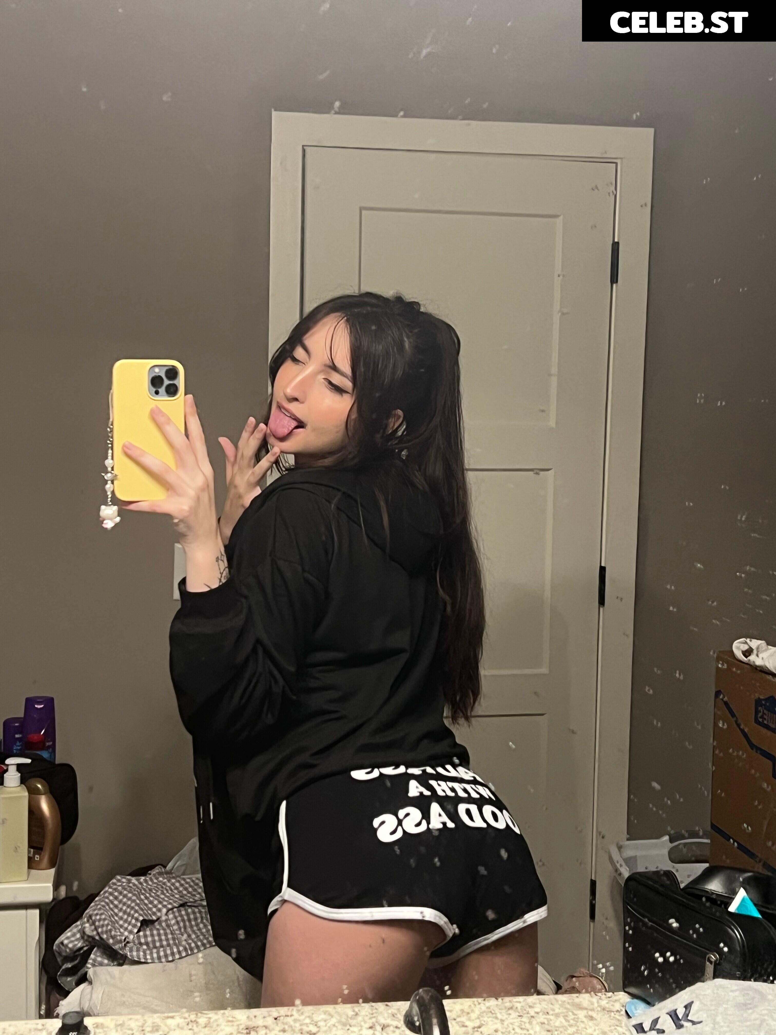 beebee ASMR Image 11599715