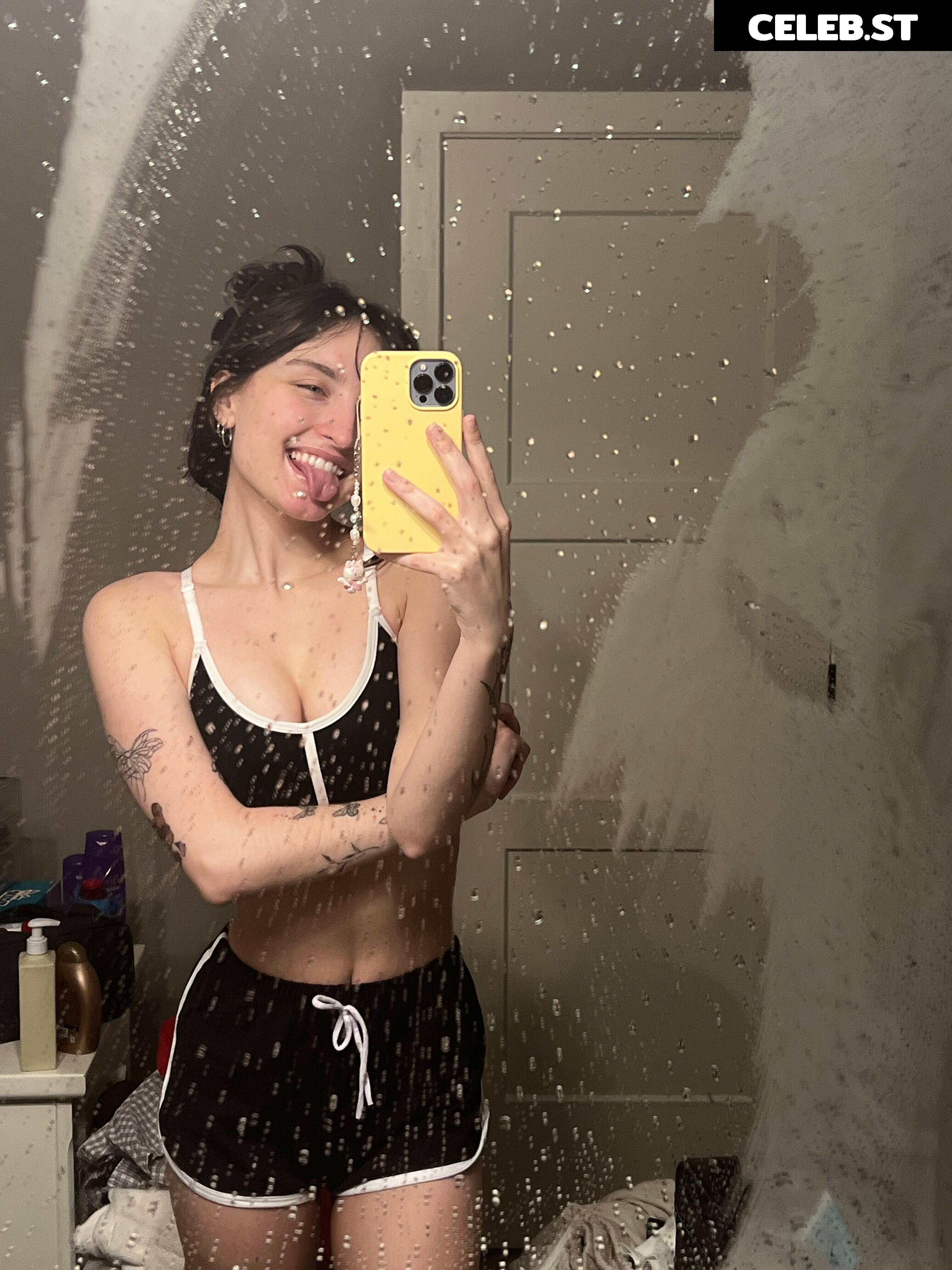 beebee ASMR Image 11599731