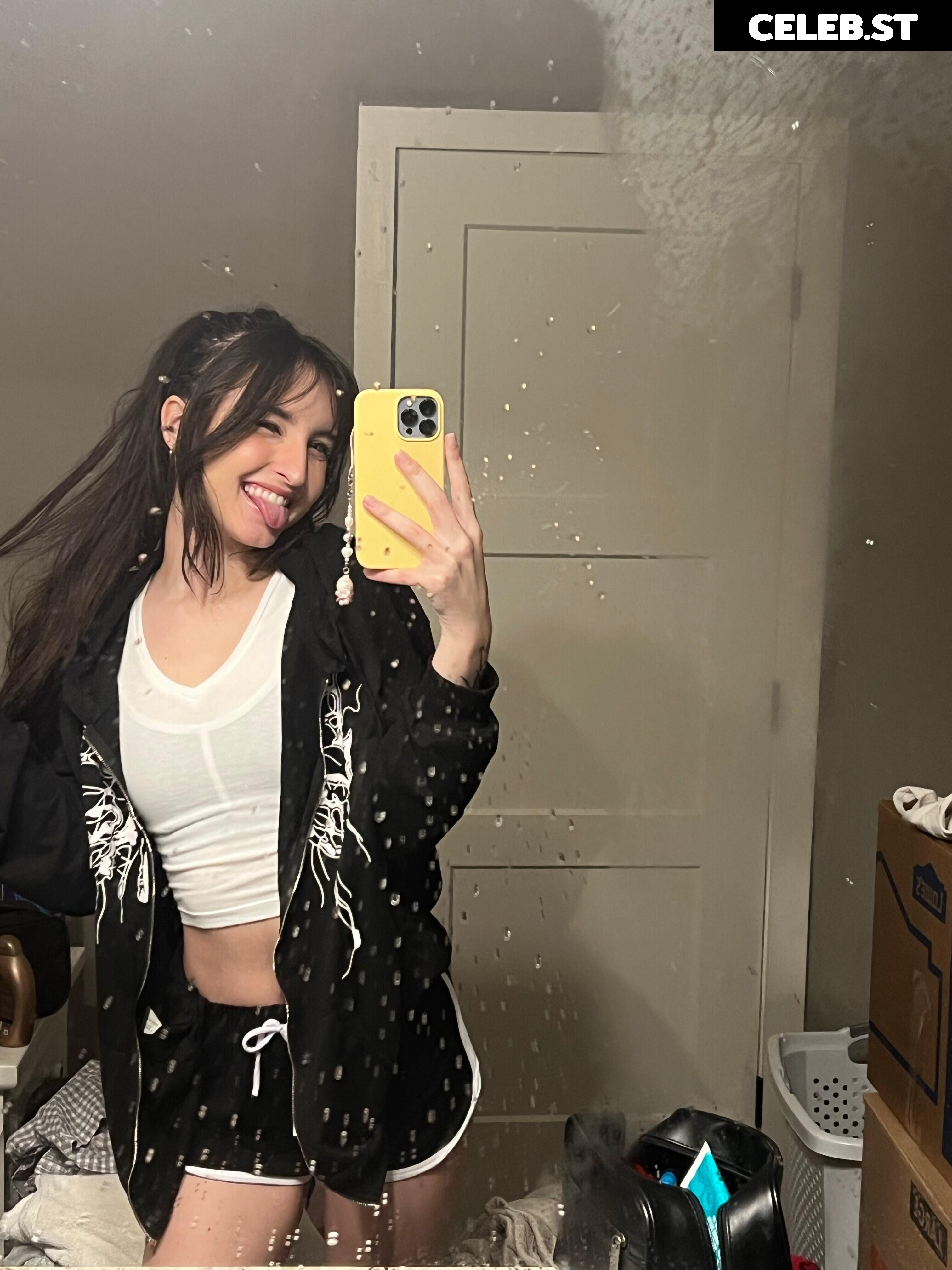 beebee ASMR Image 11599730