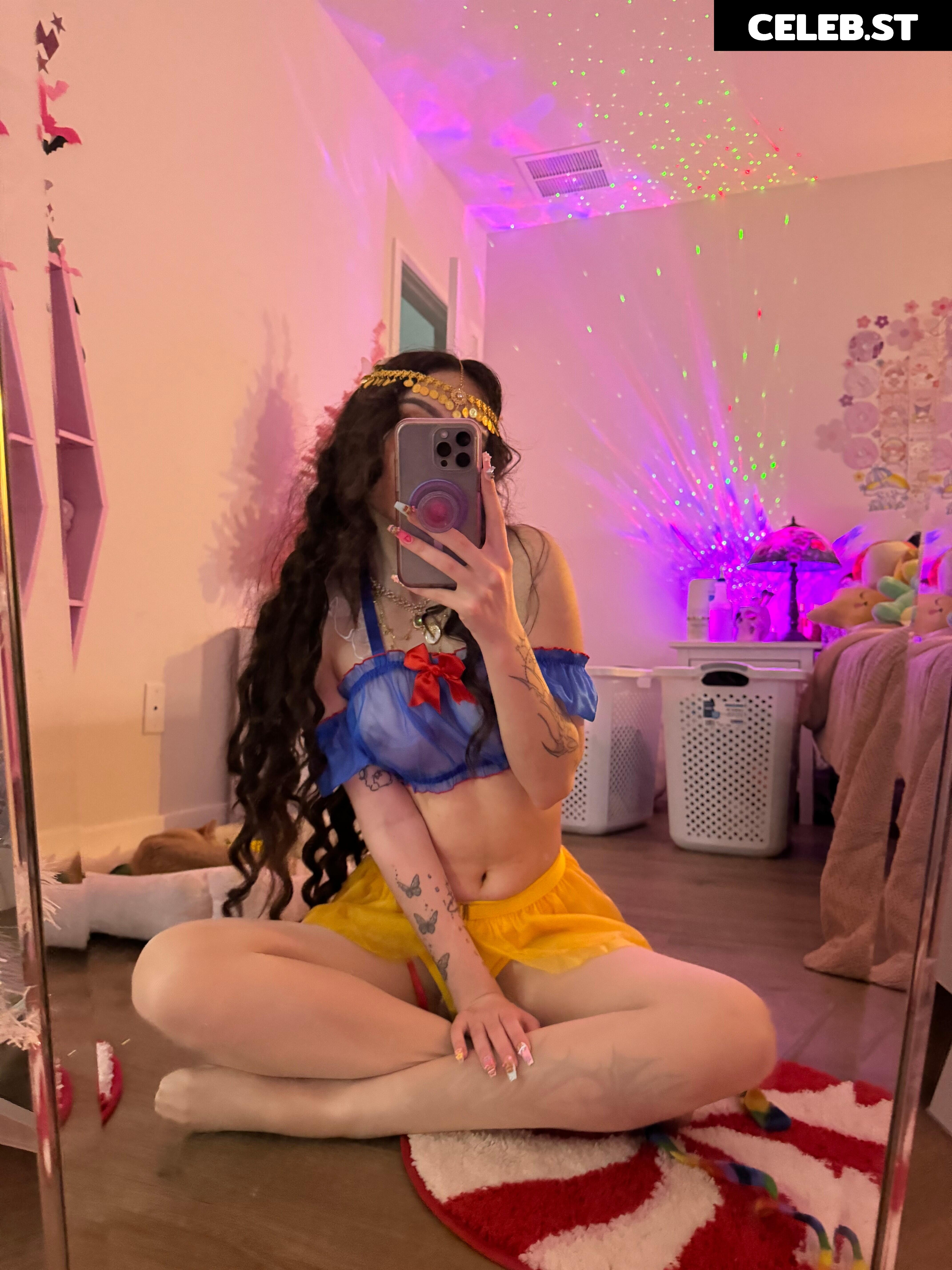 beebee ASMR Image 11599751