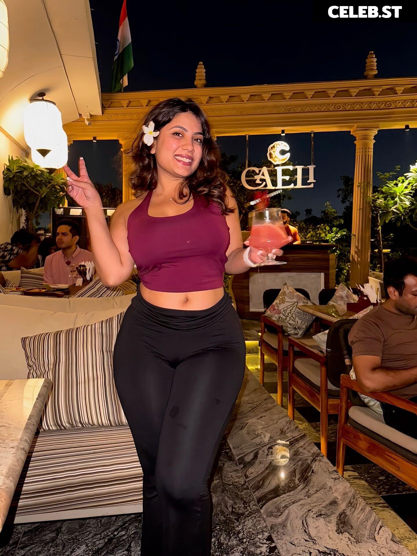 Suramya Pandiya | suramyapandiya Image 11588764