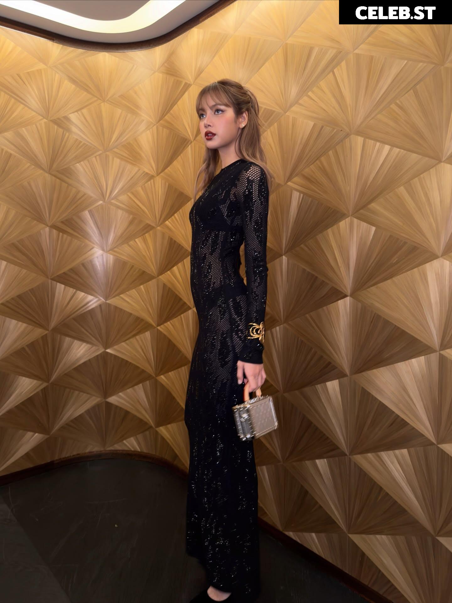 Lisa | BLΛƆKPIИK (Blackpink) Image 11585948