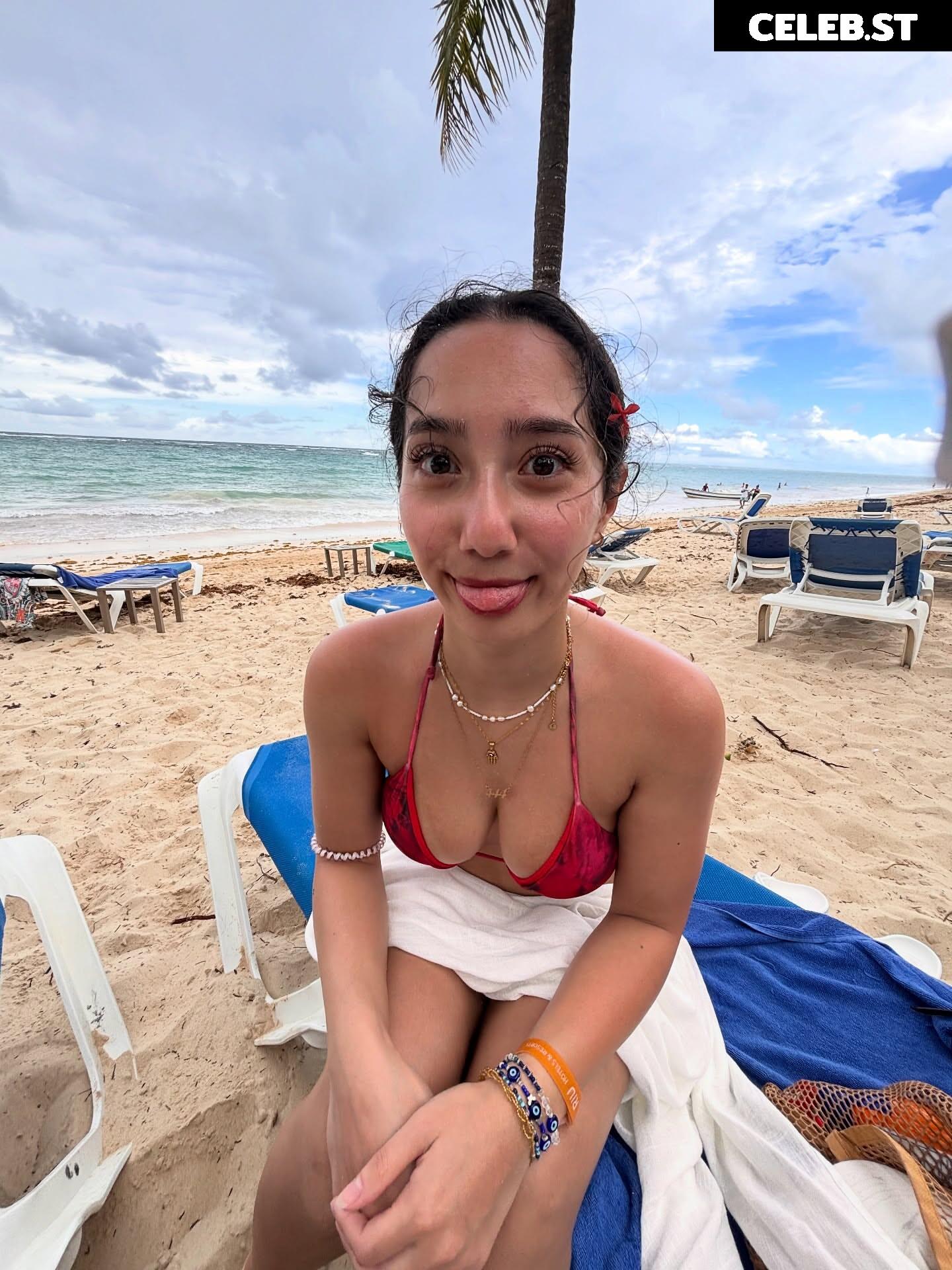 Sabrina Pezeshkian | sabadabadoodle | sabababaroo Image 11584172