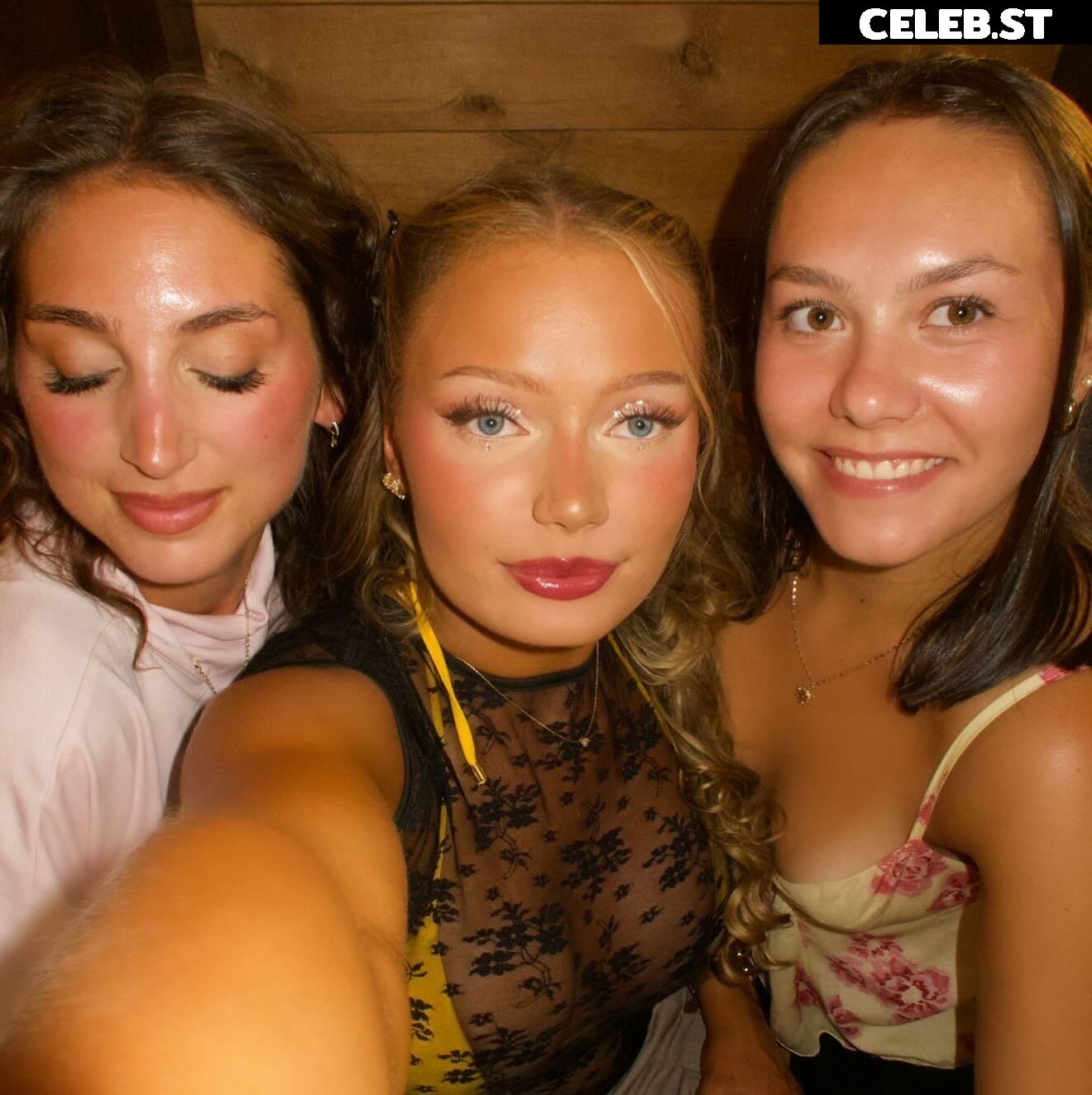 heleneelises/ Helene Elise Strom/ helenees Image 11584013