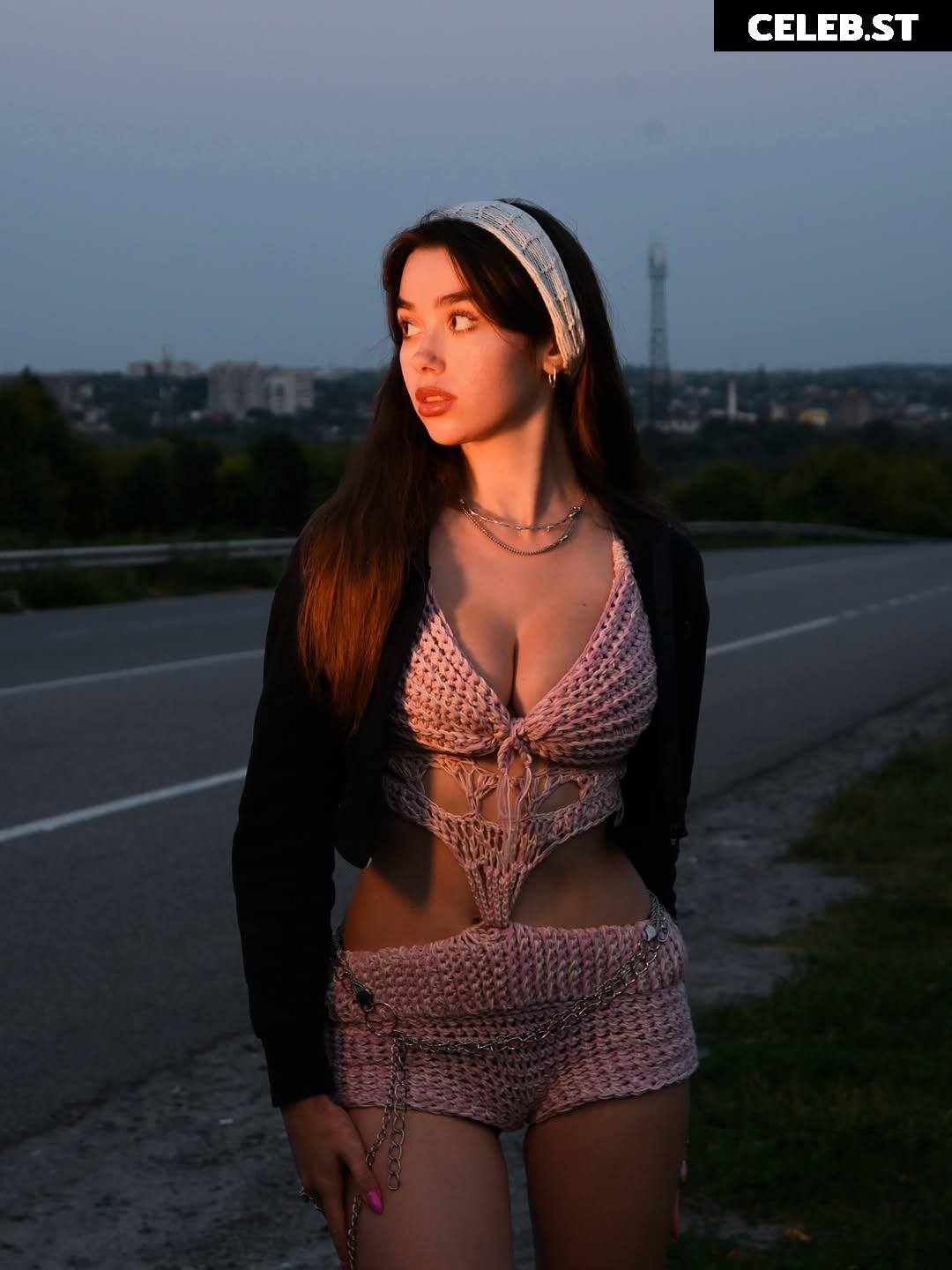 Mariia / m_lizz_ Image 11451164