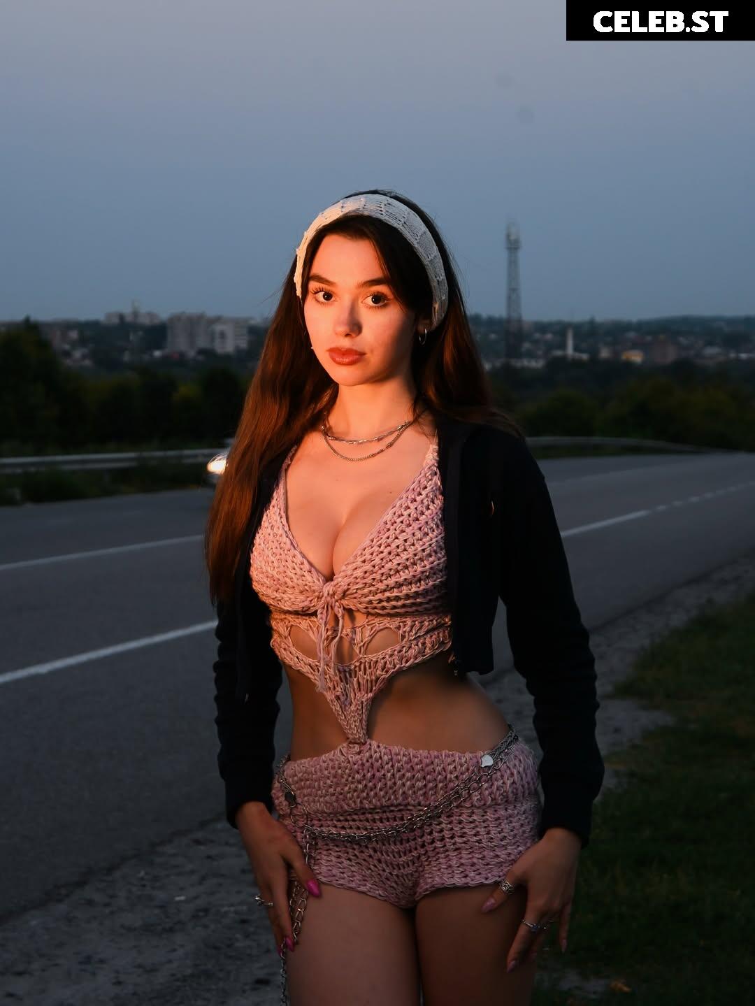 Mariia / m_lizz_ Image 11451168