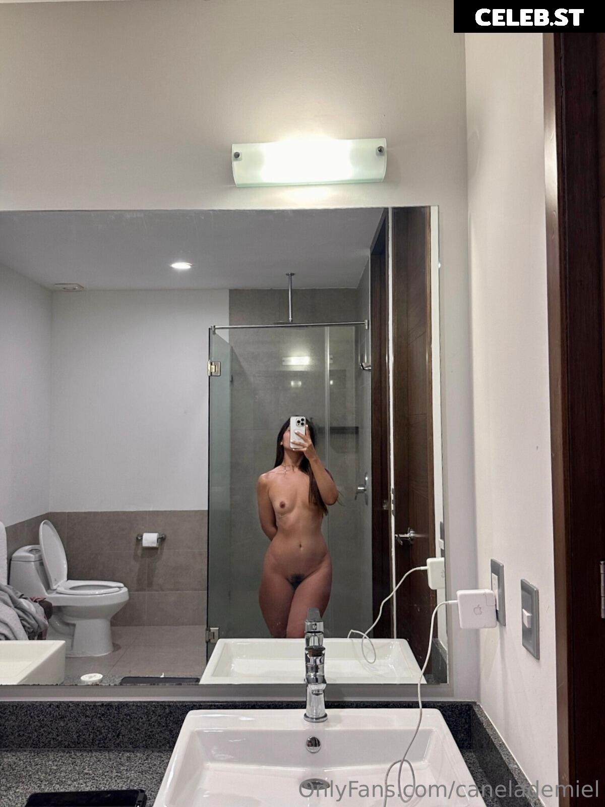 mon.petite / mon.delao Image 11464619