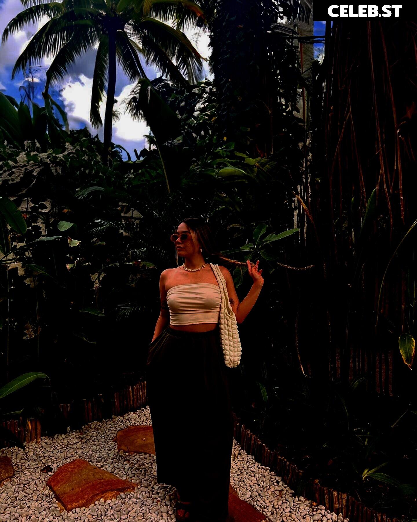 miafitz Image 11448871