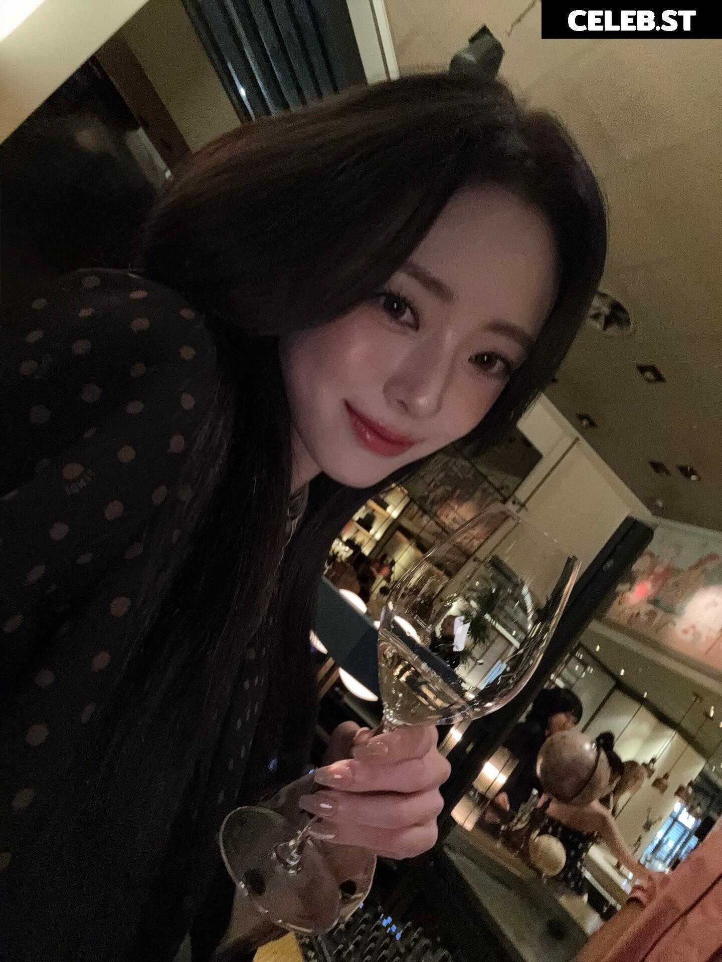 Yuna - ITZY (유나, Shin Yu Na) Image 11444185