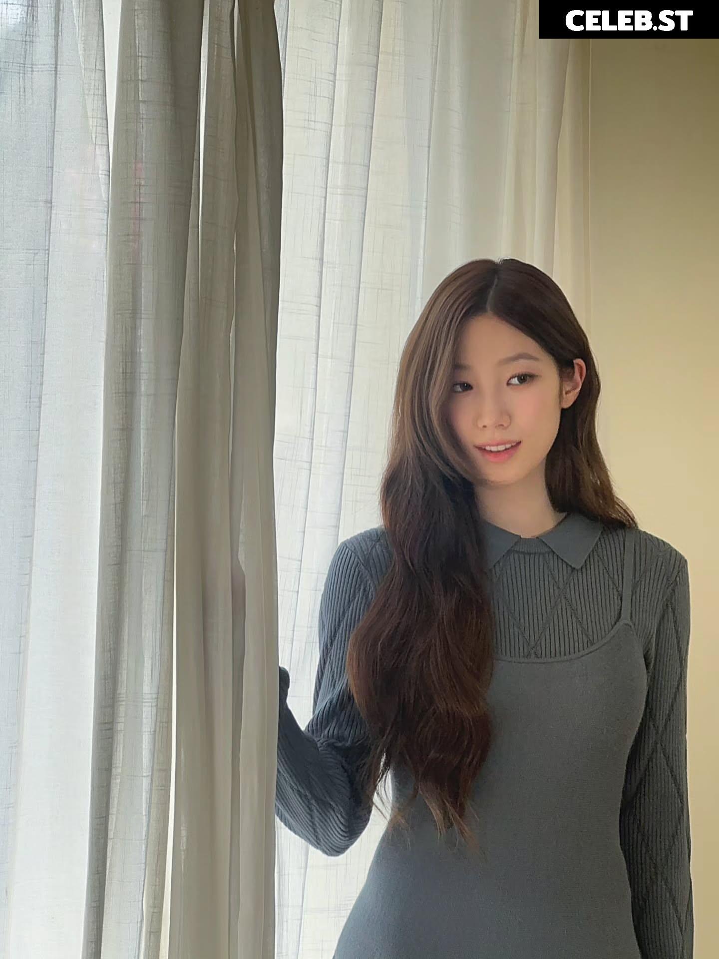 Kazuha Nakamura 中村 一葉 | LESSERAFIM Image 11444171