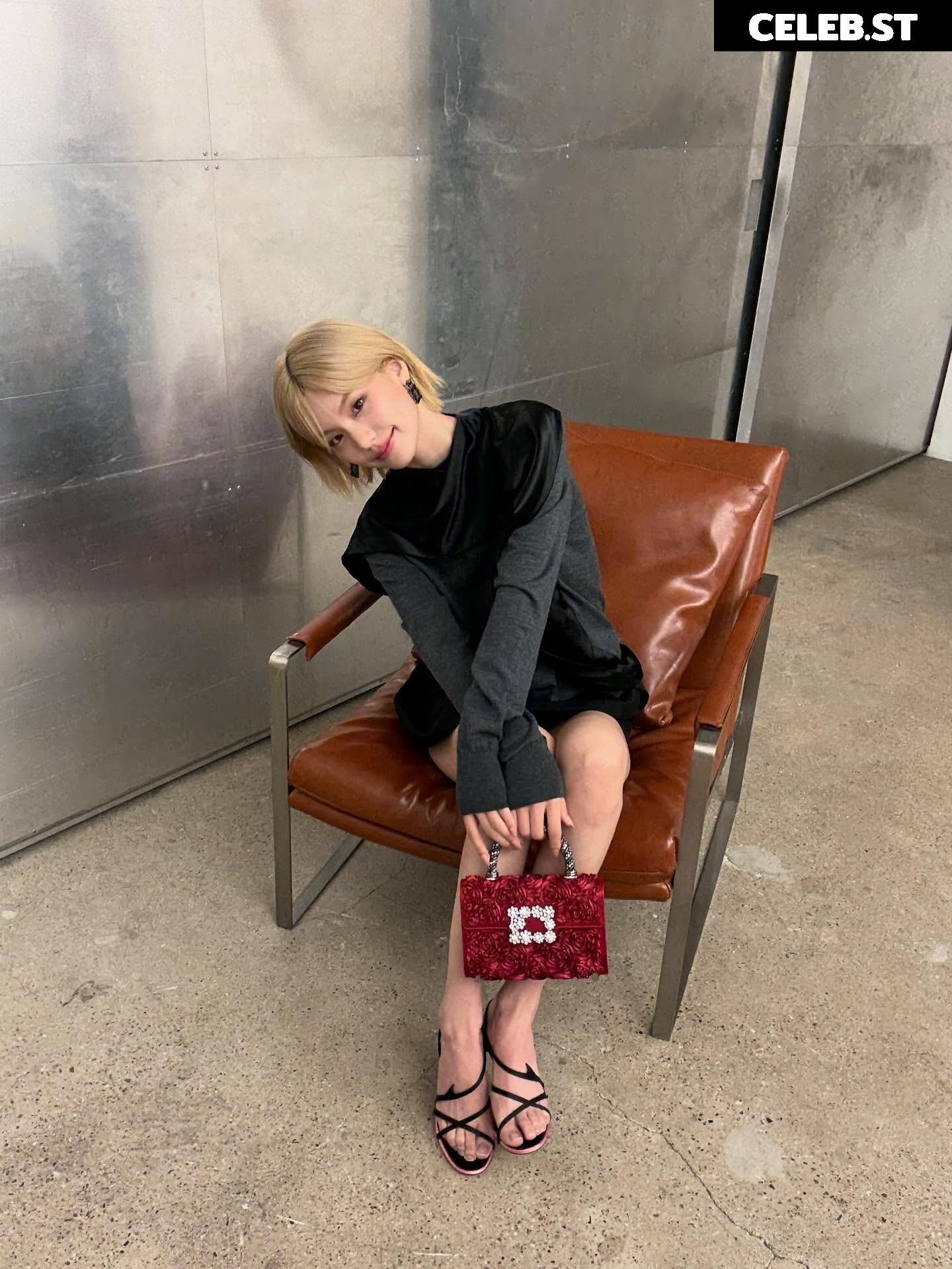 Yeji - ITZY (예지, Hwang Ye-ji) Image 11444299