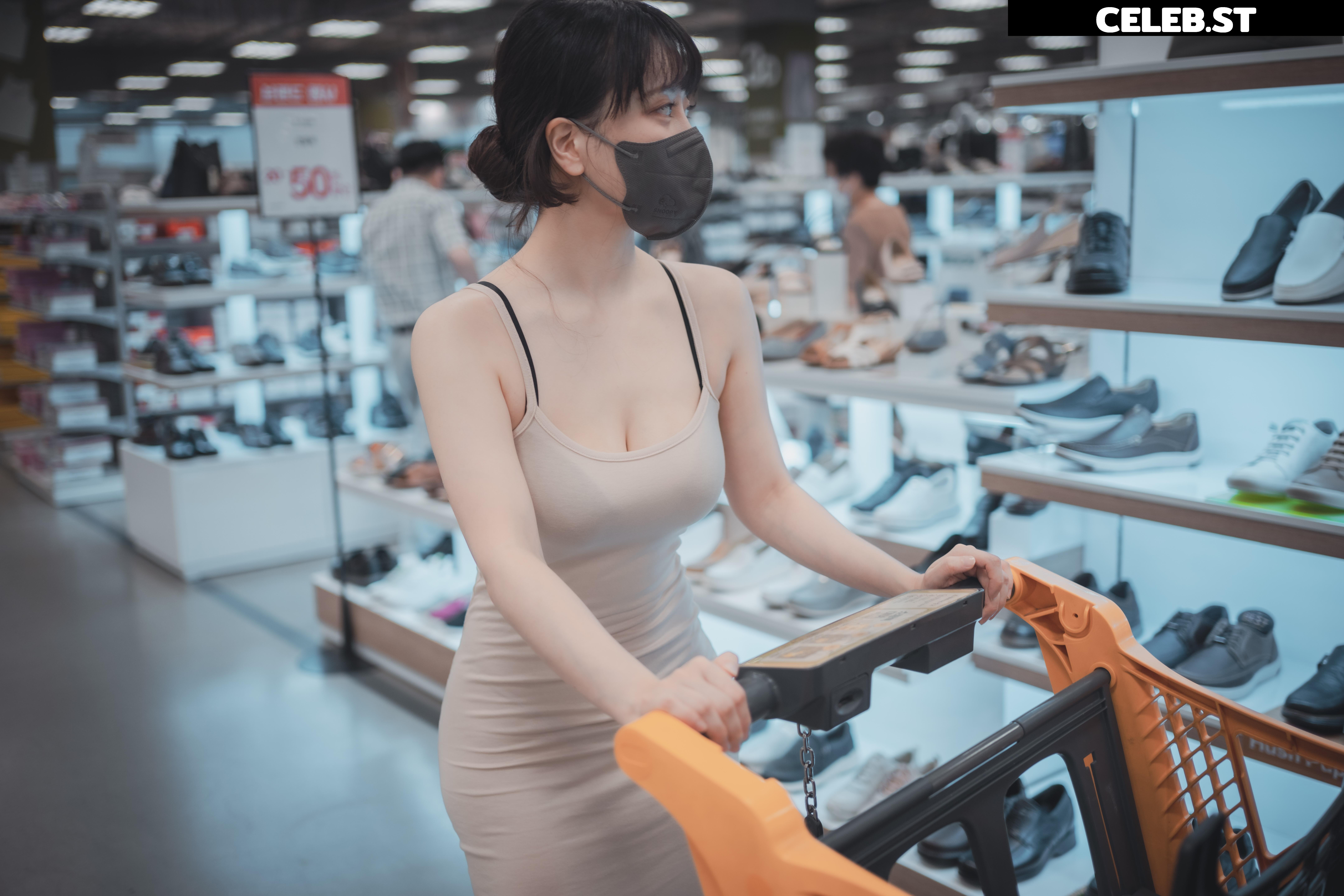 ZziZzi / zizzi_j / zzi_zzi._  / 찌찌 Image 11412191