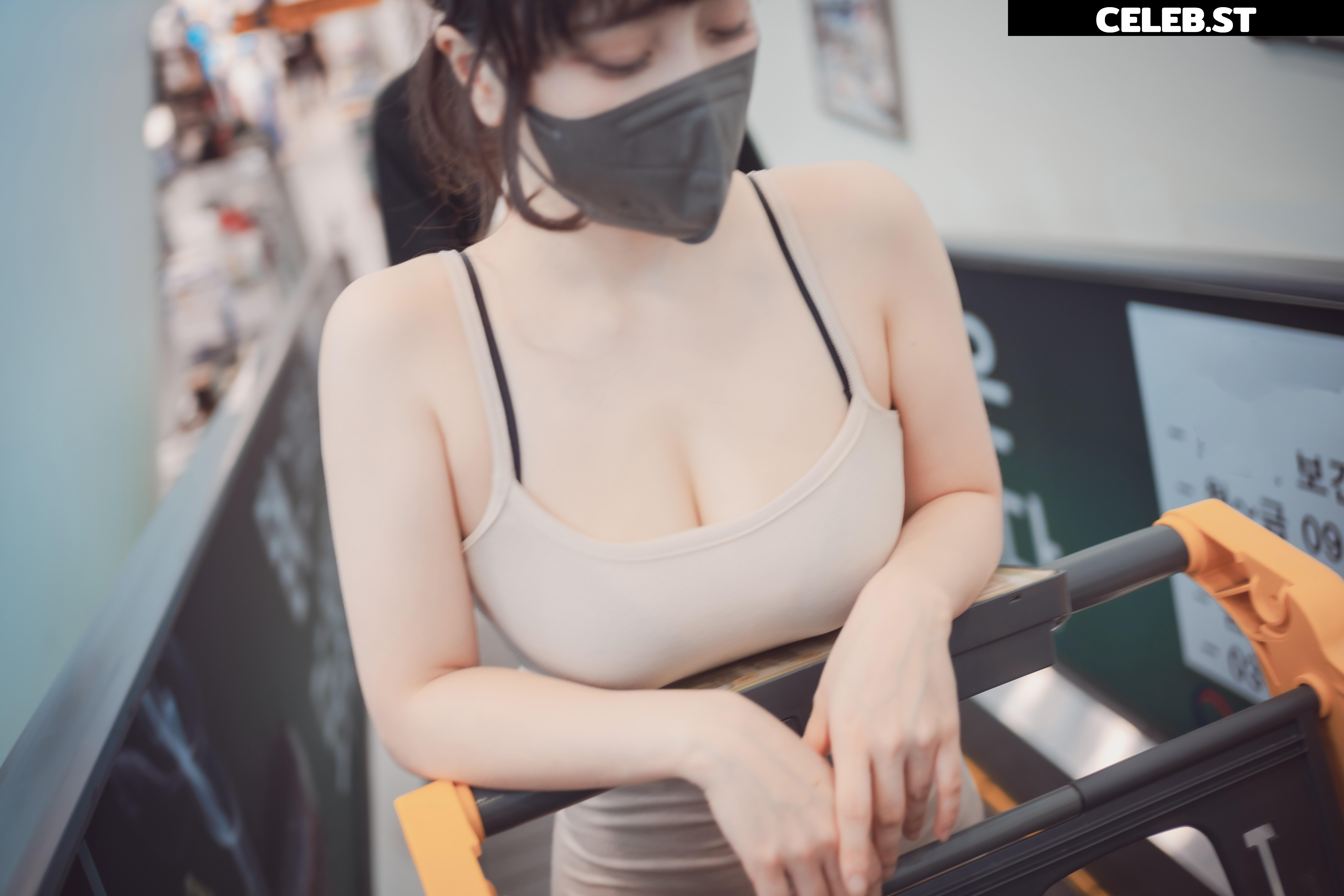 ZziZzi / zizzi_j / zzi_zzi._  / 찌찌 Image 11412201