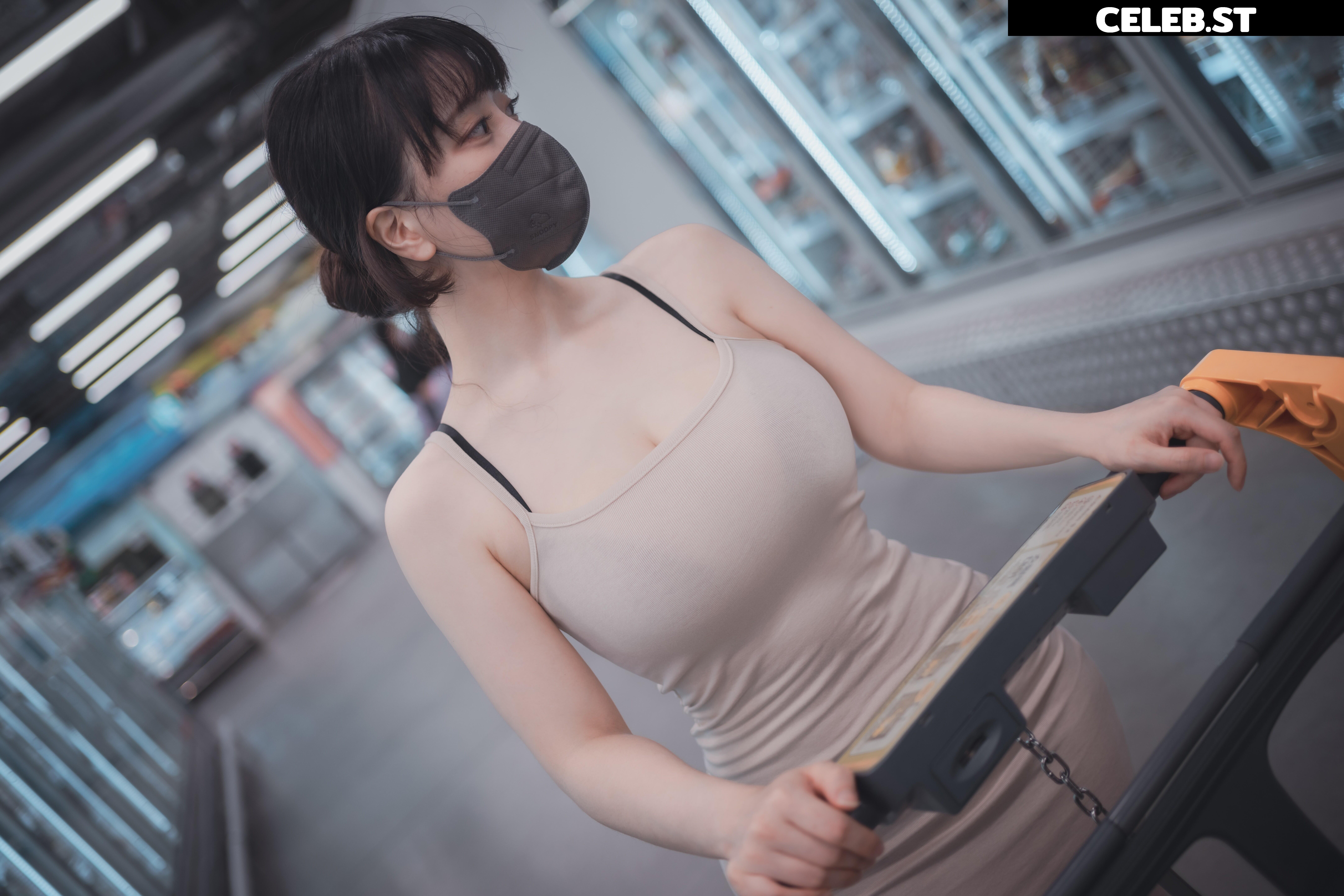 ZziZzi / zizzi_j / zzi_zzi._  / 찌찌 Image 11412244