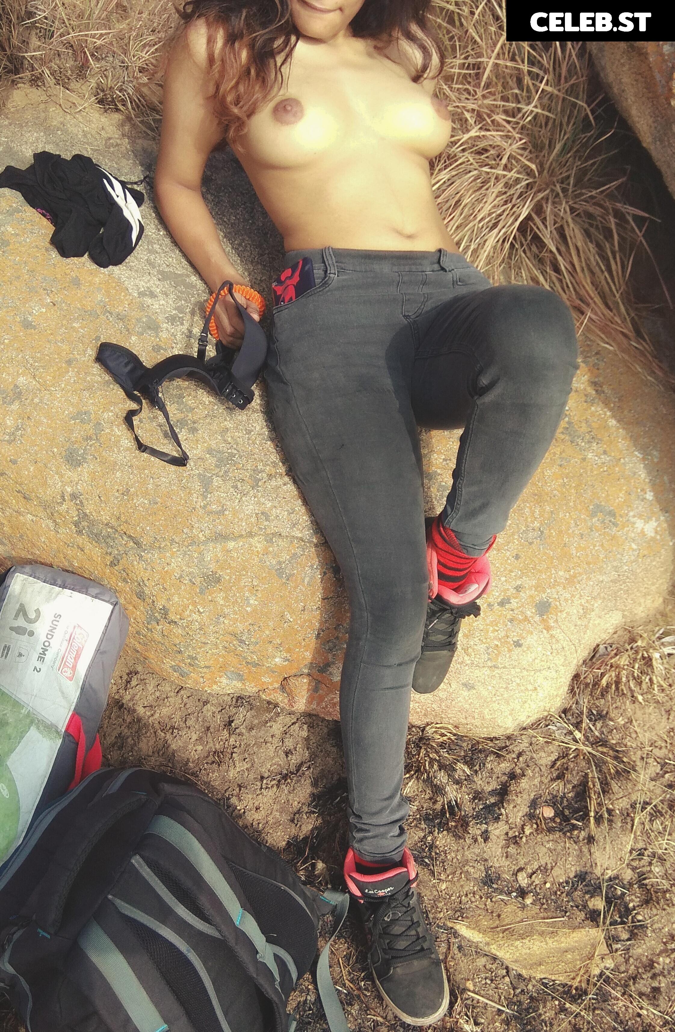 NakedPixxel Image 11433672