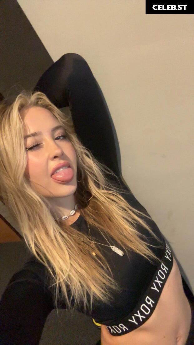 Sterre Meijer / surfsterre Image 11405728