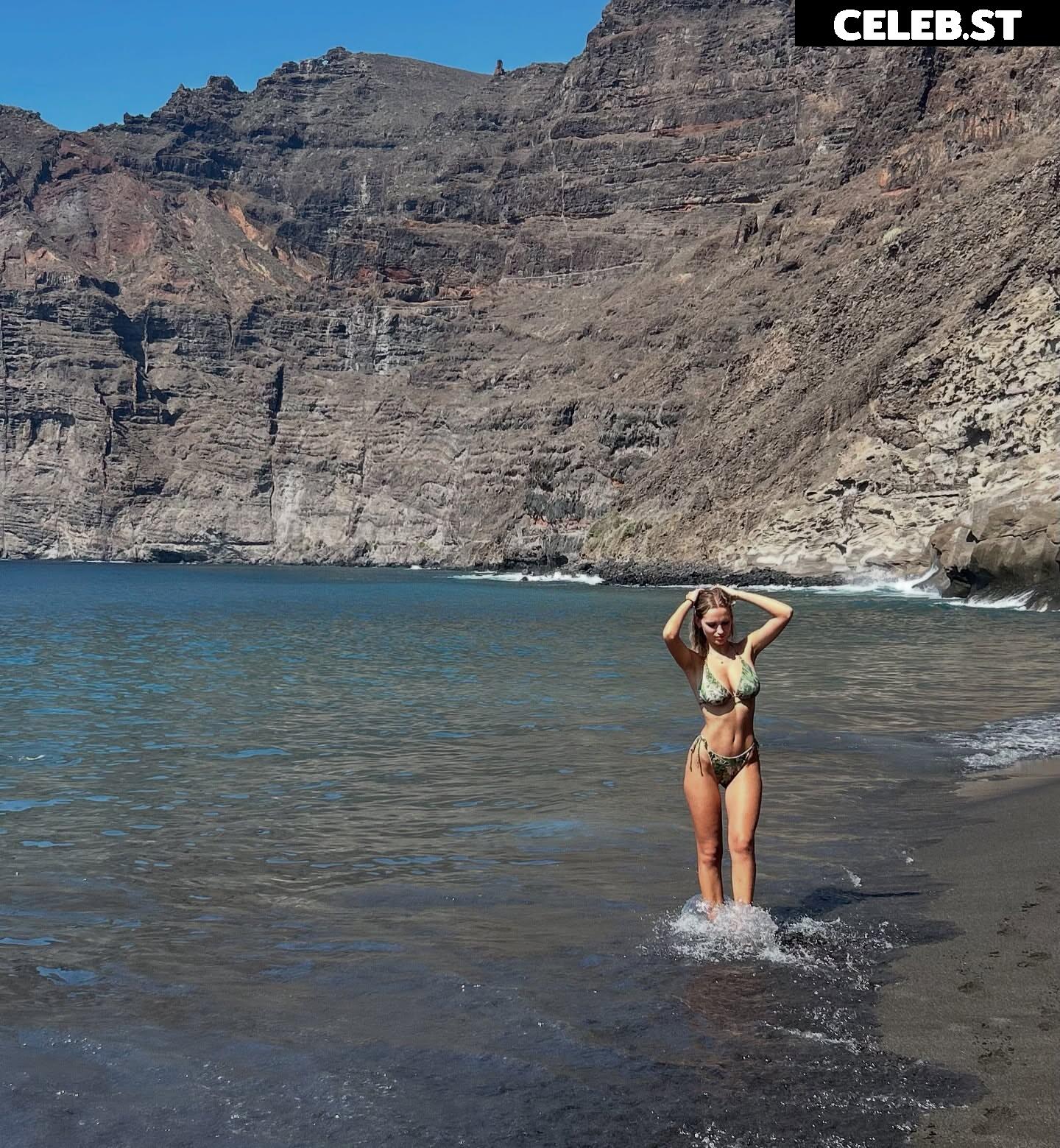 daryna ivanets  /  bbabydary Image 11405220