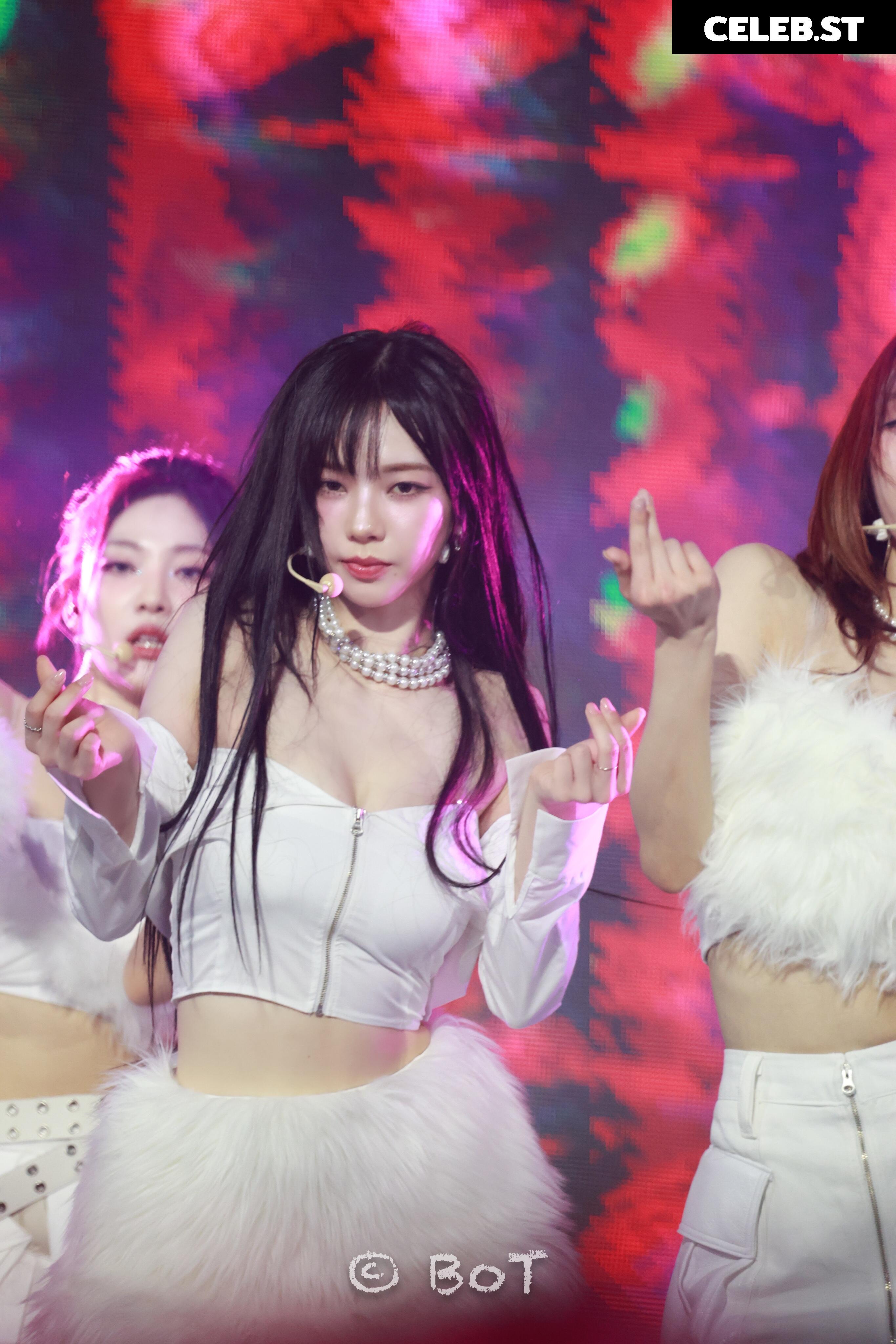 Karina (æspa / aespa) Image 11406372