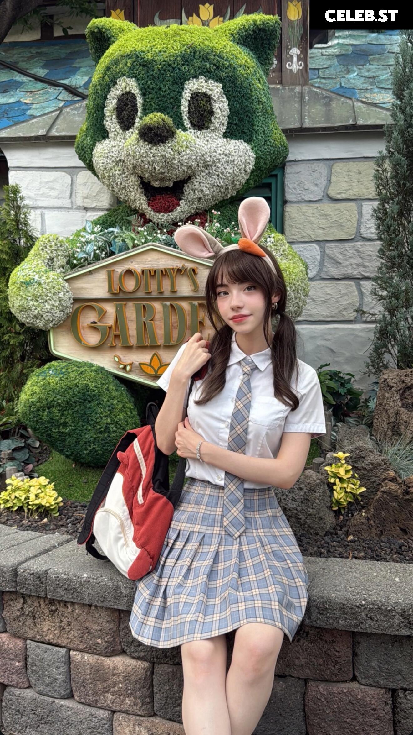 cey_lazuli Image 11409885