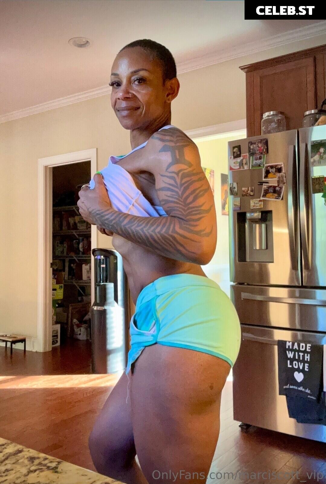 fitmarci/ Kitten Scott/ Casey Kitten Image 11495395