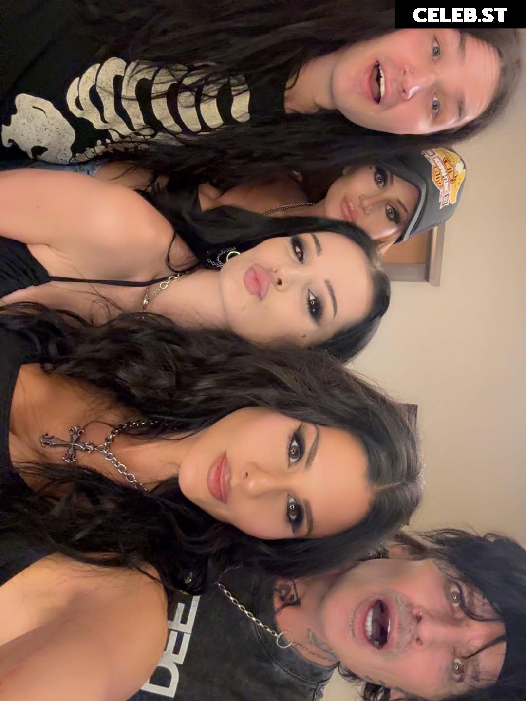 WWE's Paige / Saraya Bevis Image 11494446