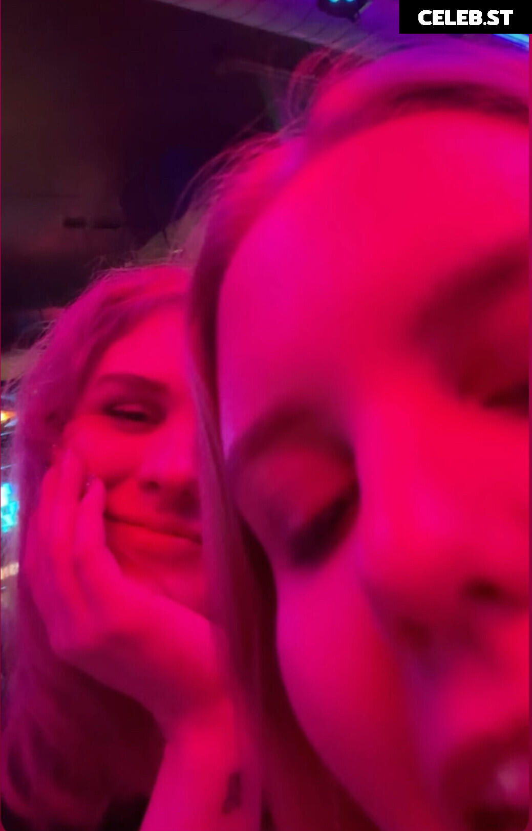 HoxieLoxie Image 11494034