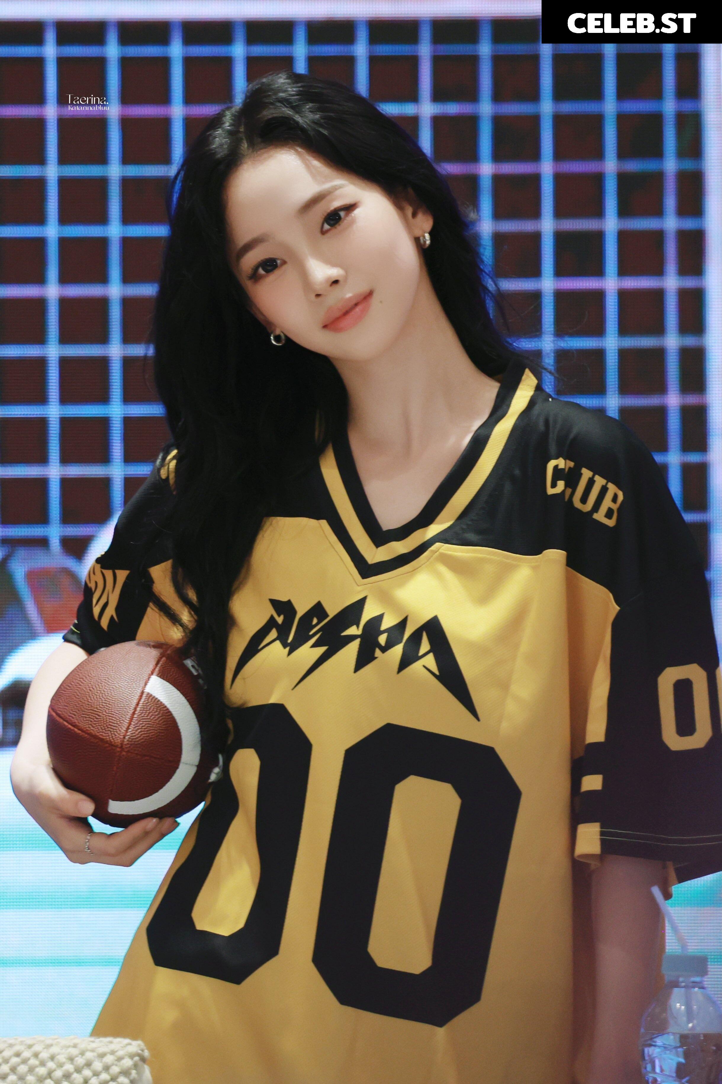 Karina (æspa / aespa) Image 11494362